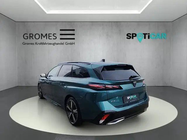 Peugeot 308 SW view 5