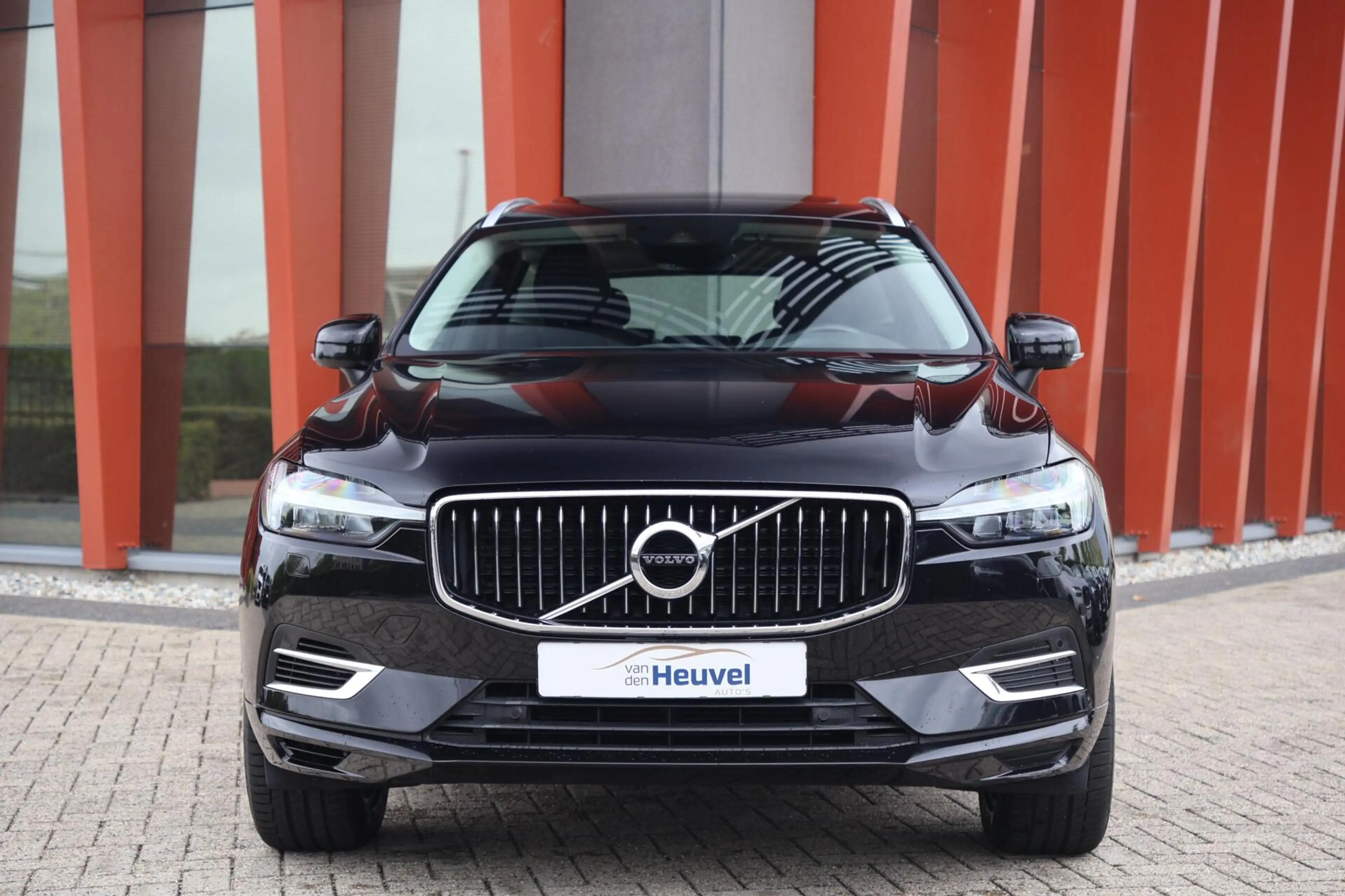 Volvo XC60 T6 Recharge AWD Inscription | Stoelverwarming | Tr — photo 2