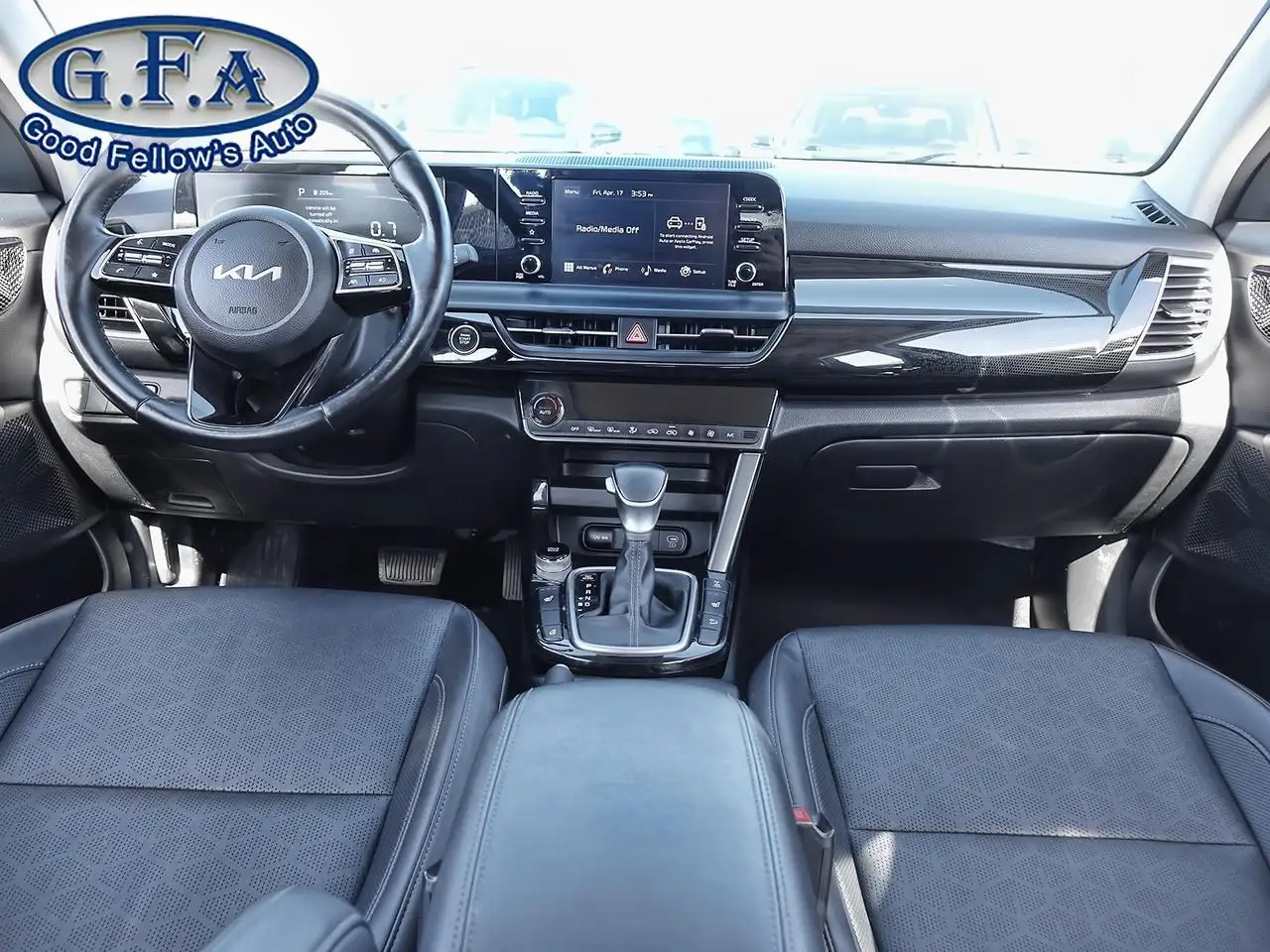 Kia Seltos снимка Kia Seltos