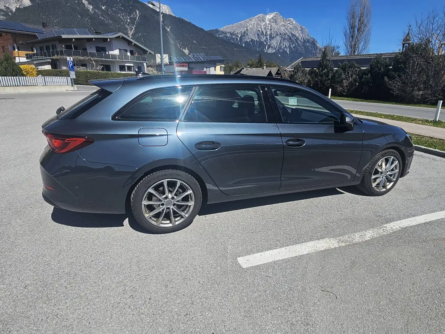 CUPRA Leon Leon SP Kombi Alpha 2.0 TDI DSG 150 Grau - 2