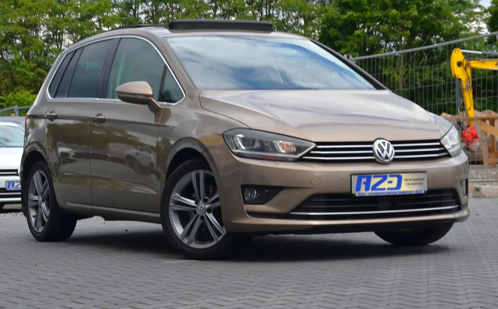 Volkswagen Golf Sportsvan Highl TSI DSG STNDHZ P.DACH A.LEDER Or - 2
