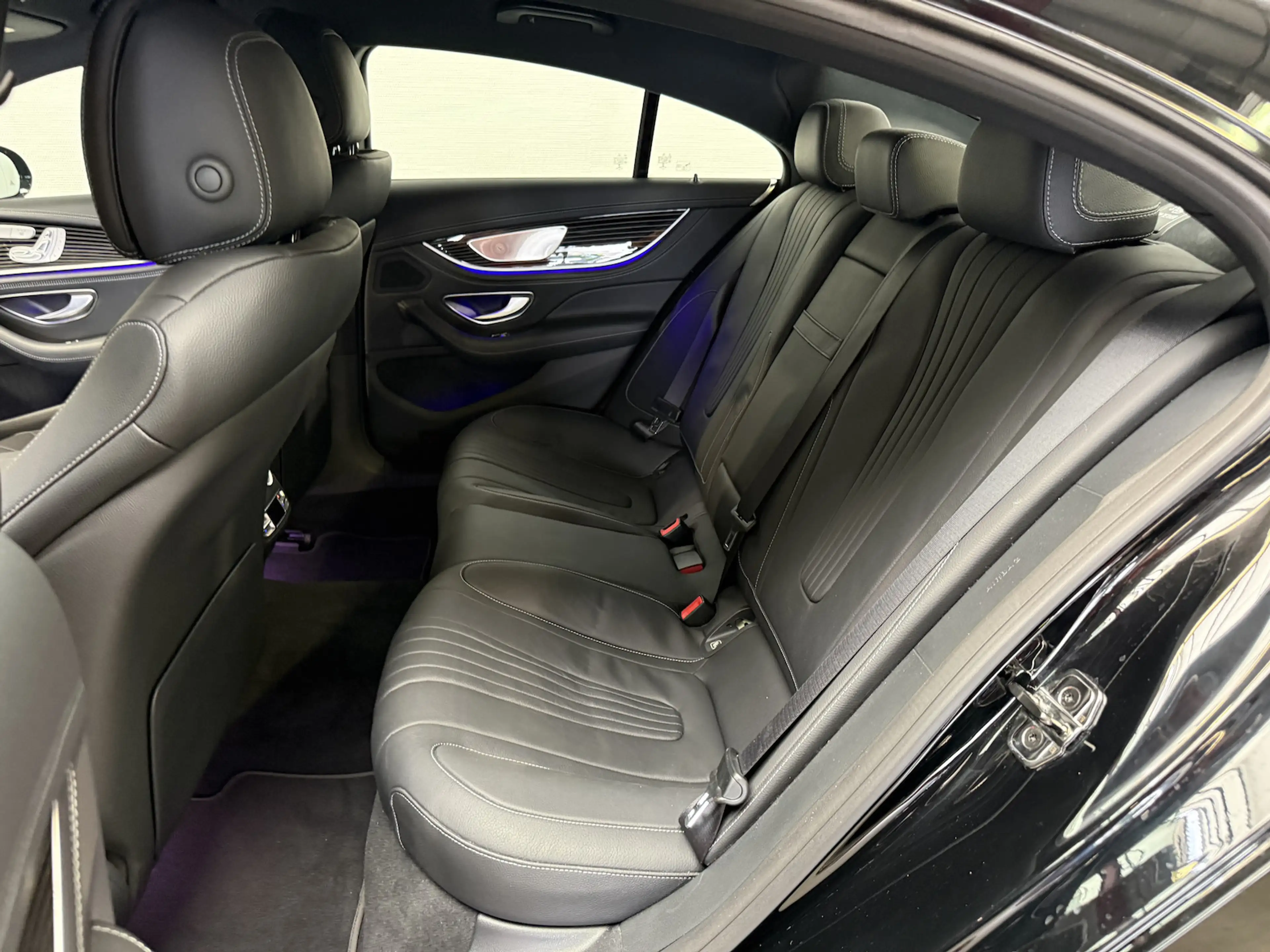 Mercedes-Benz CLS 300 d 4M AMG/KEYL./MEMORY/BURM/Softcl./Park Paket — photo 6