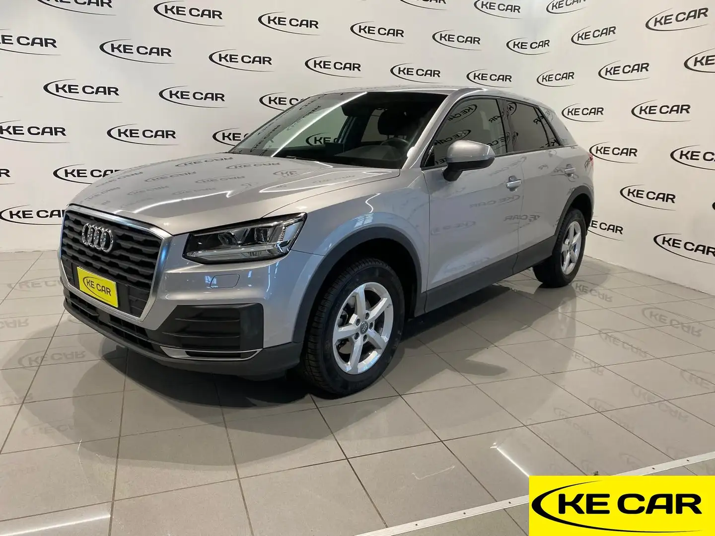 Audi Q2 30 TDI S tronic Business - FULL LED Argento - 1
