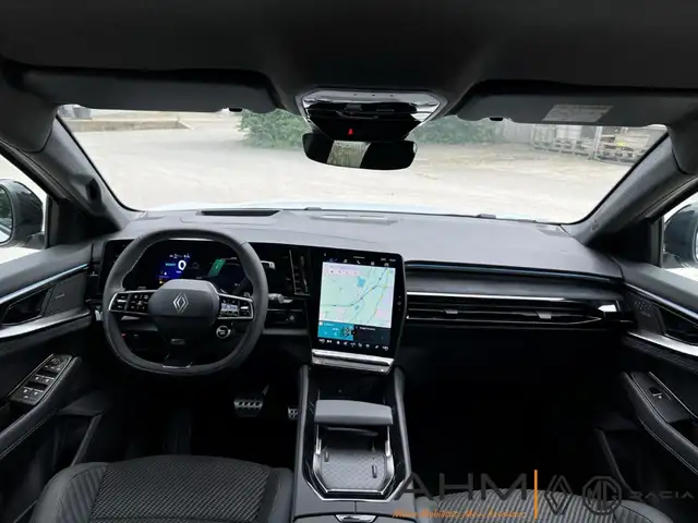 Renault Austral view 13