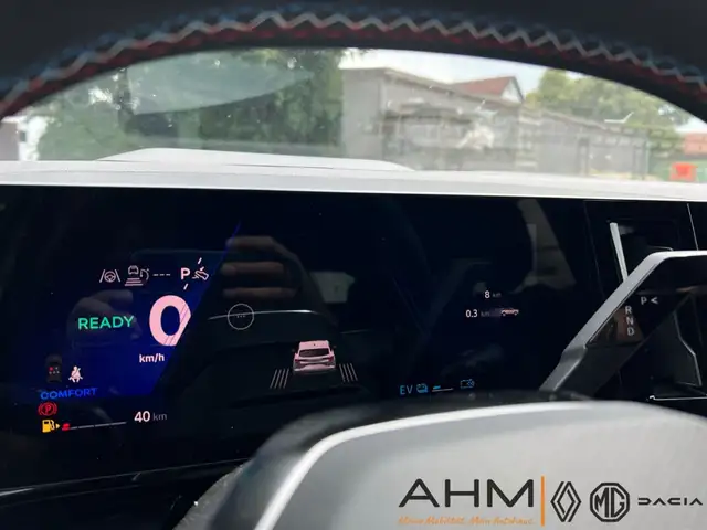 Renault Austral view 18