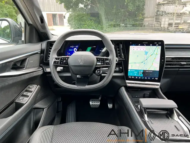 Renault Austral view 15