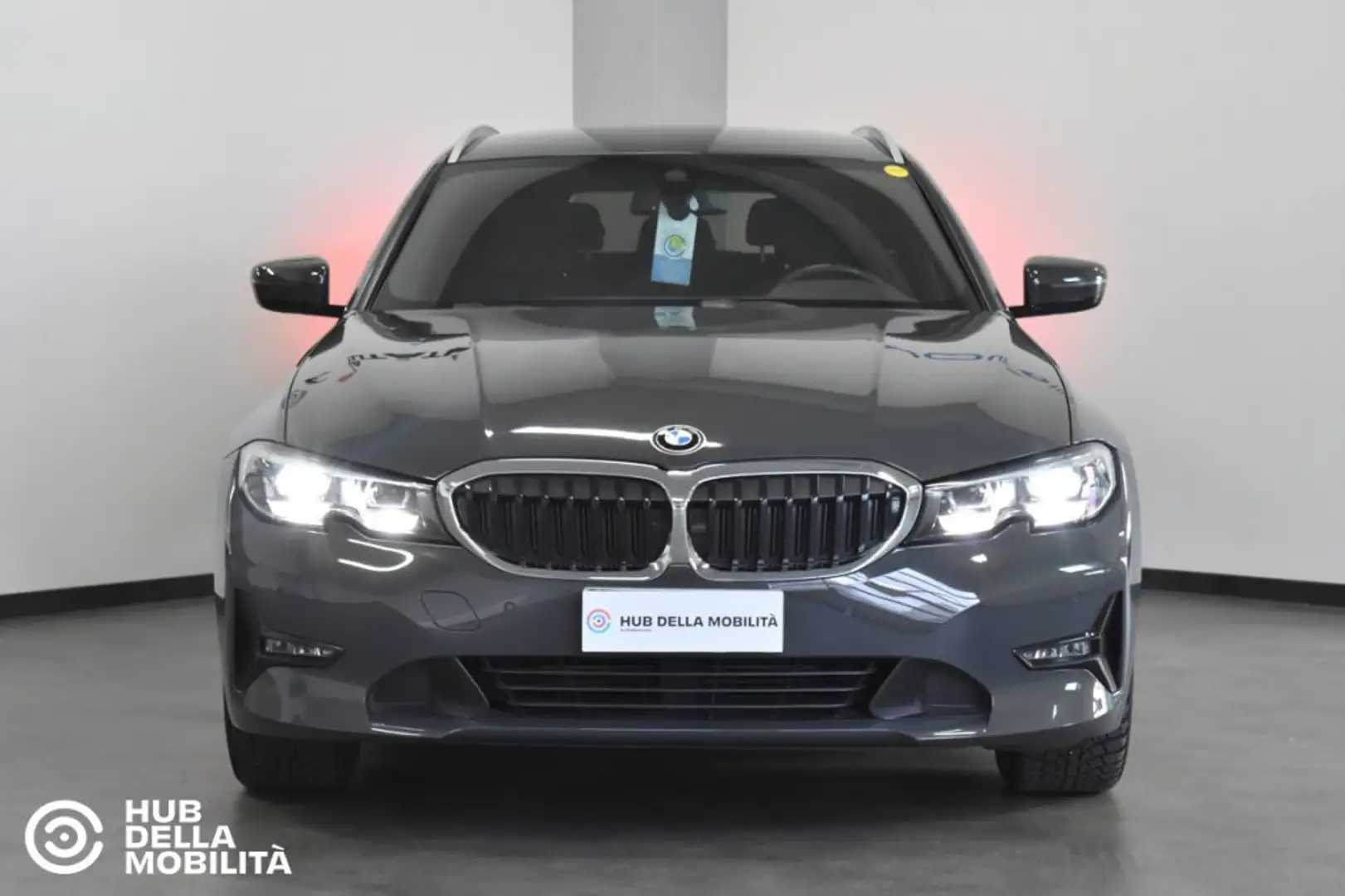 BMW 320 d Touring Business Advantage Gris - 1