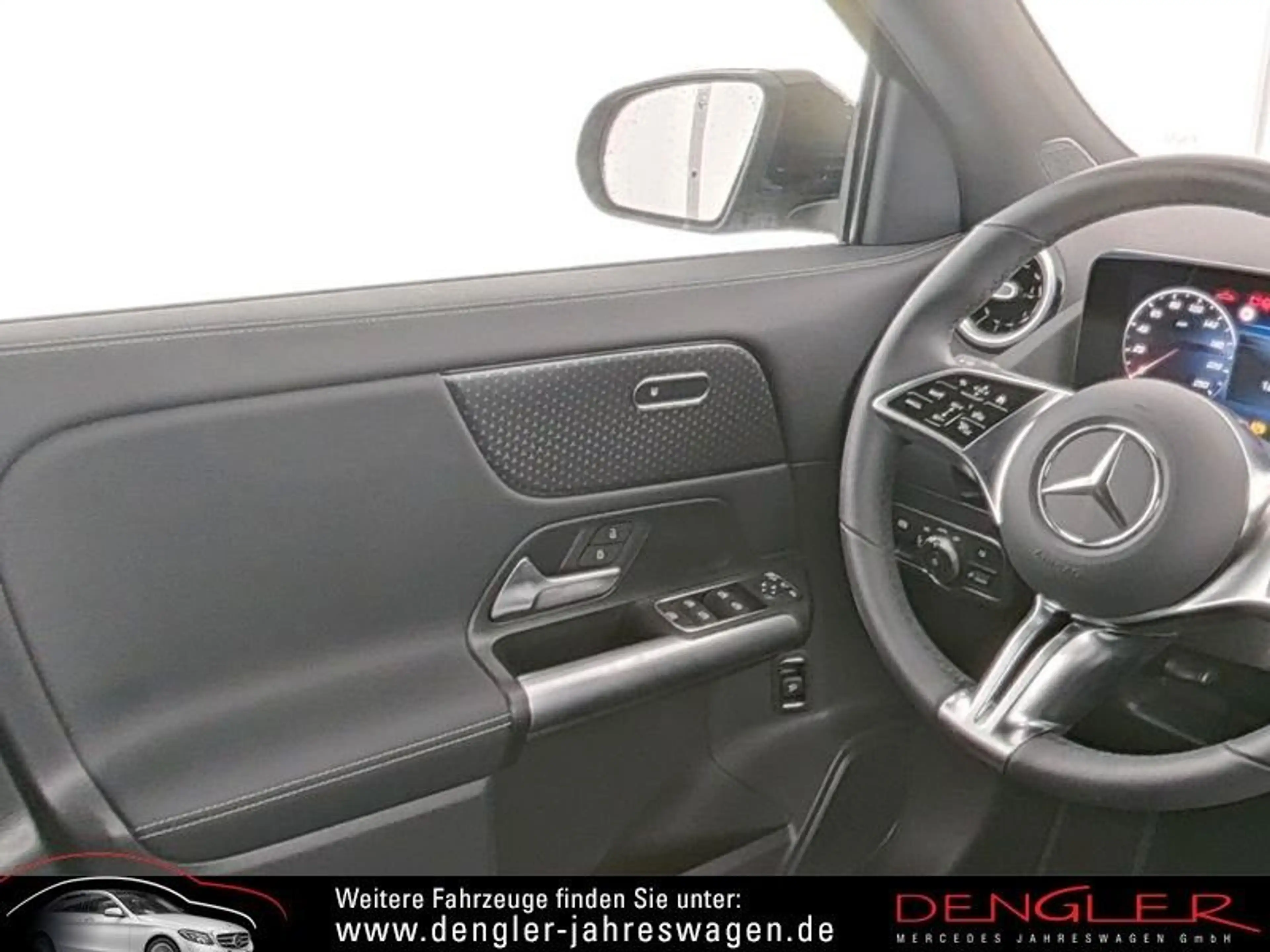 Mercedes-Benz GLA 180 NIGHT*RFK*LED*APPLE PROGRESSIVE Line Adv — photo 6