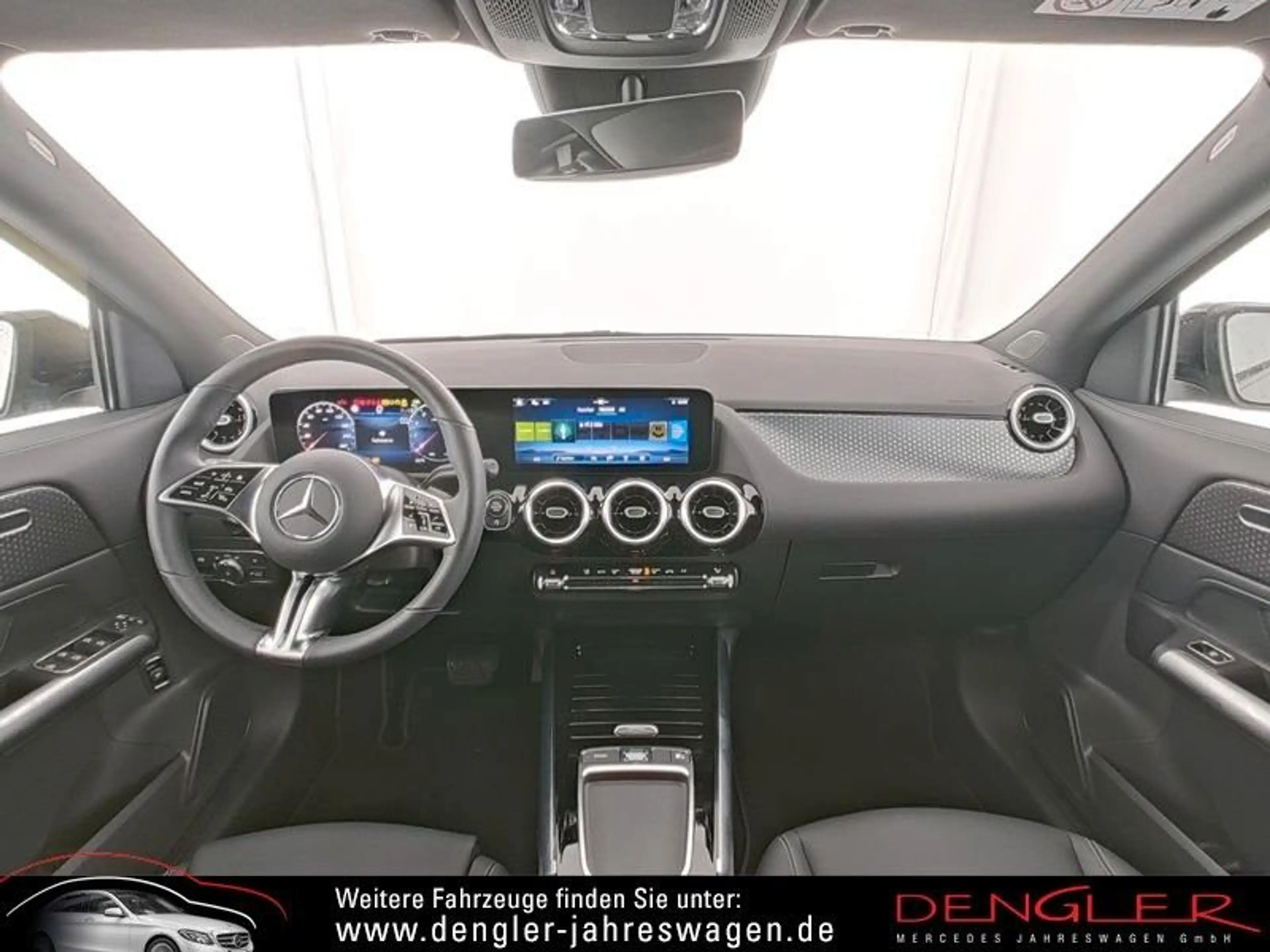 Mercedes-Benz GLA 180 NIGHT*RFK*LED*APPLE PROGRESSIVE Line Adv — photo 3