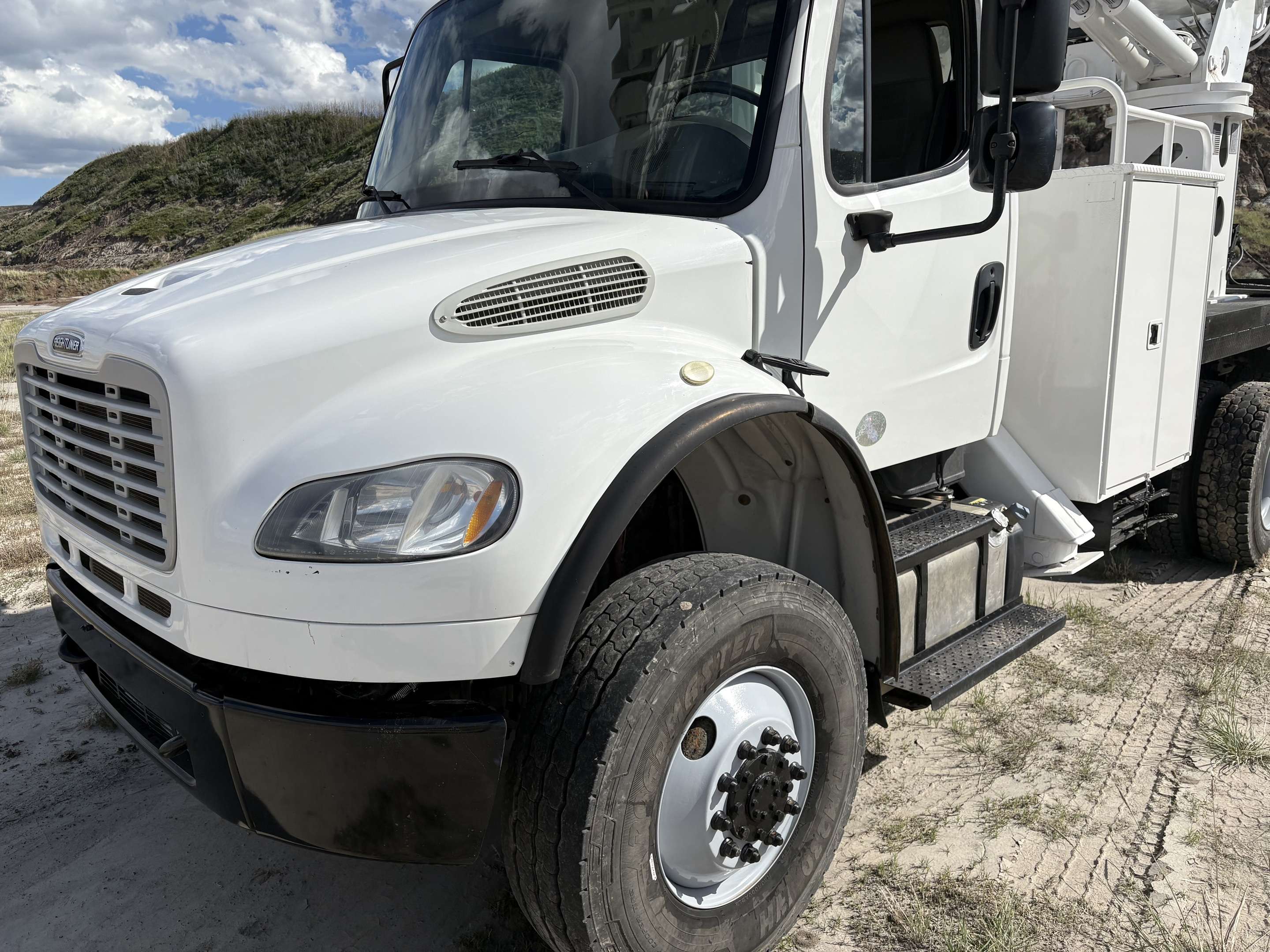 2015 Freightliner M2