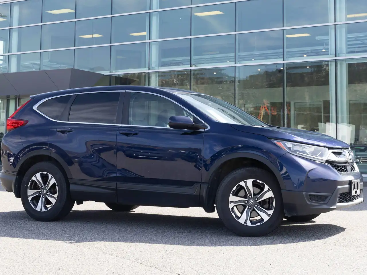 2017 Honda CR-V LX — photo 1