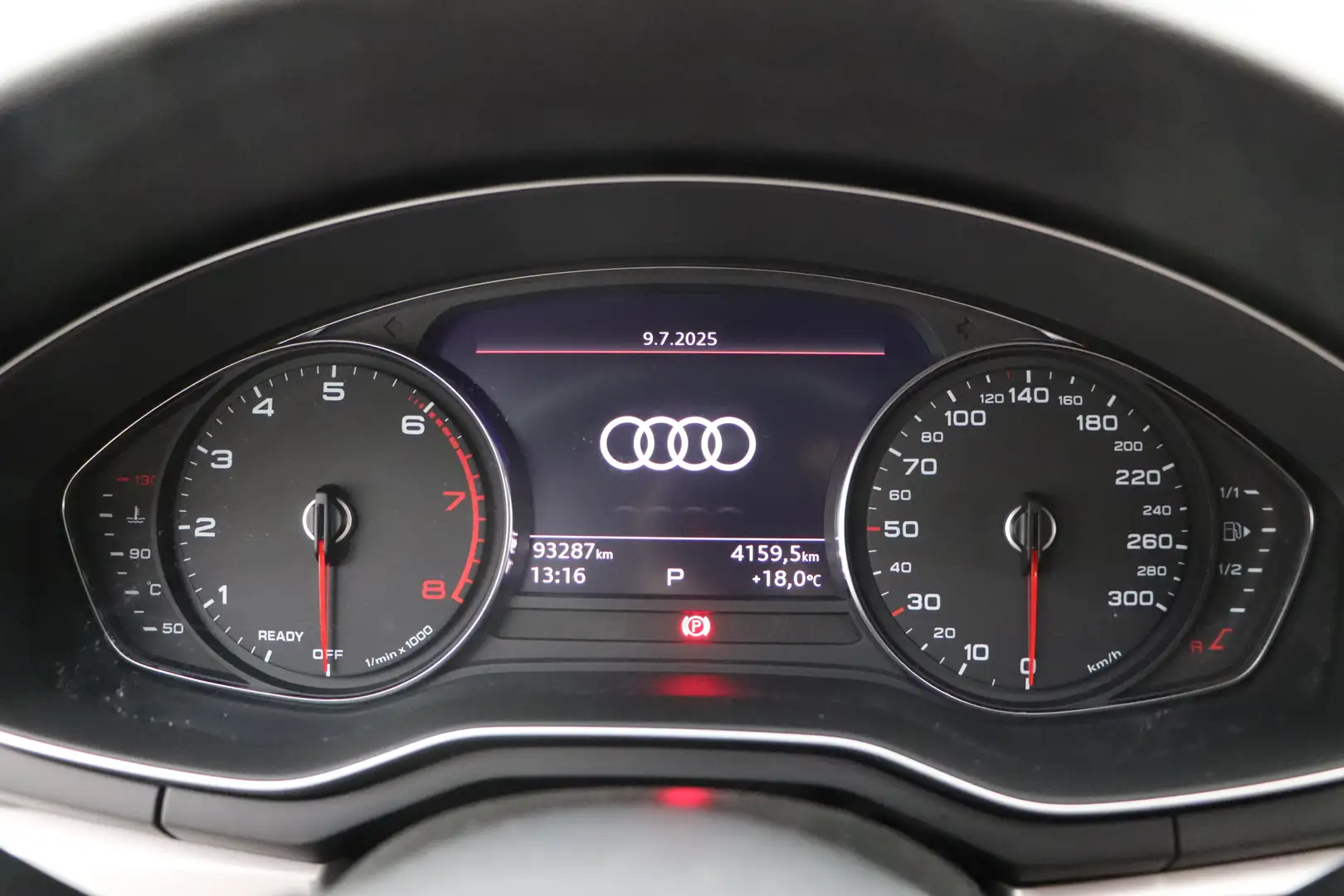 Audi A5 Sportback 35 TFSI S-Tronic Business LEDER/CUIR LED Grijs - 2