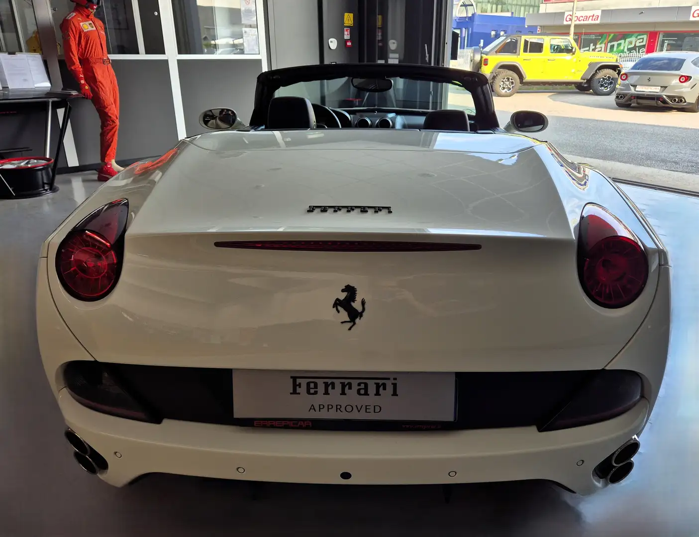 Ferrari California 30 EDITION 4.3 dct 490CV FERRARI APPROVED 04/27 Bianco - 2