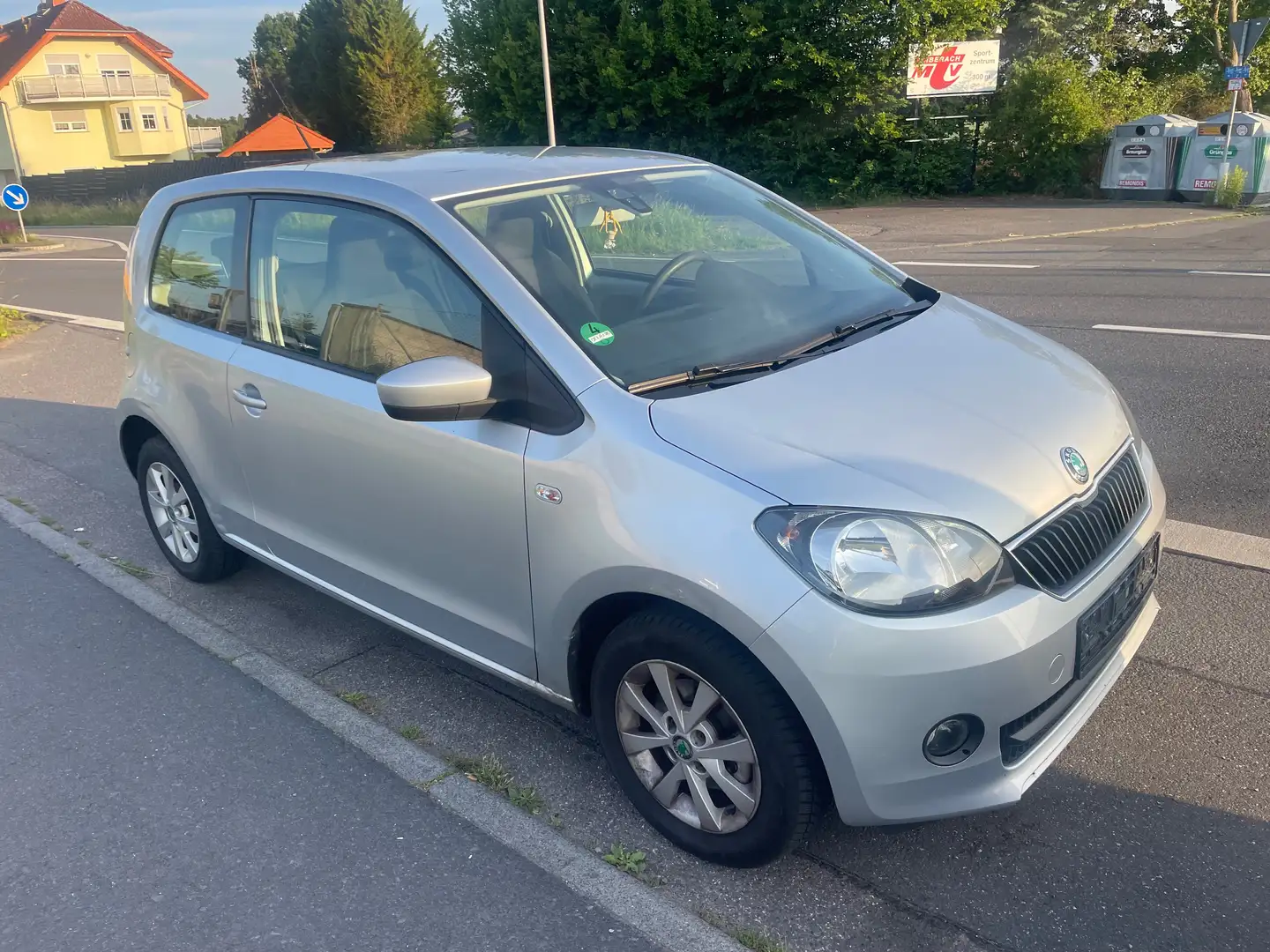 Skoda Citigo 1.0 MPI Elegance*Klima*Tüv Neu* Silber - 1