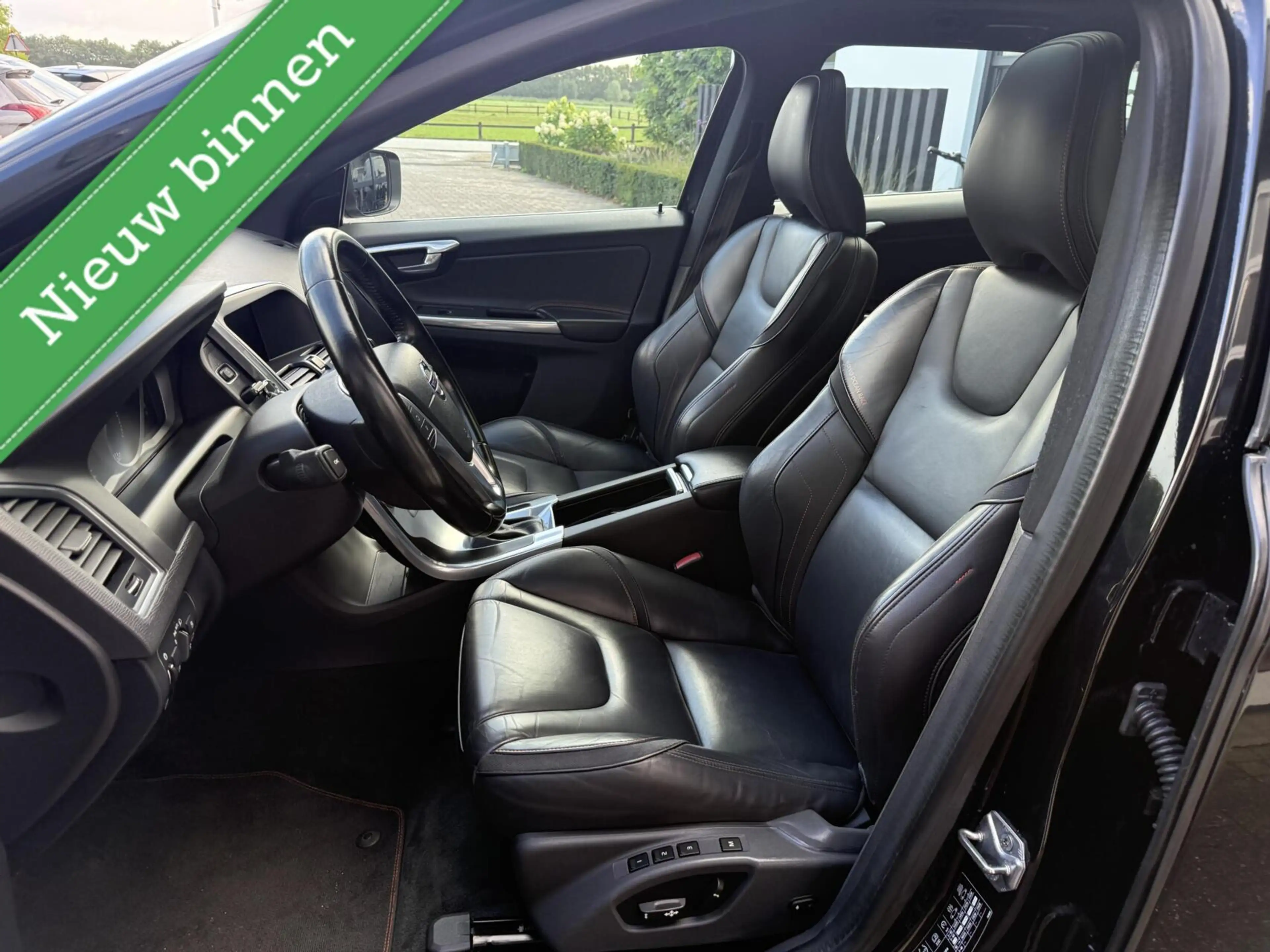 Volvo XC60 2.0 T5 FWD Ocean Race *INCL. BEURT/APK/NWE D-RIEM* — photo 3