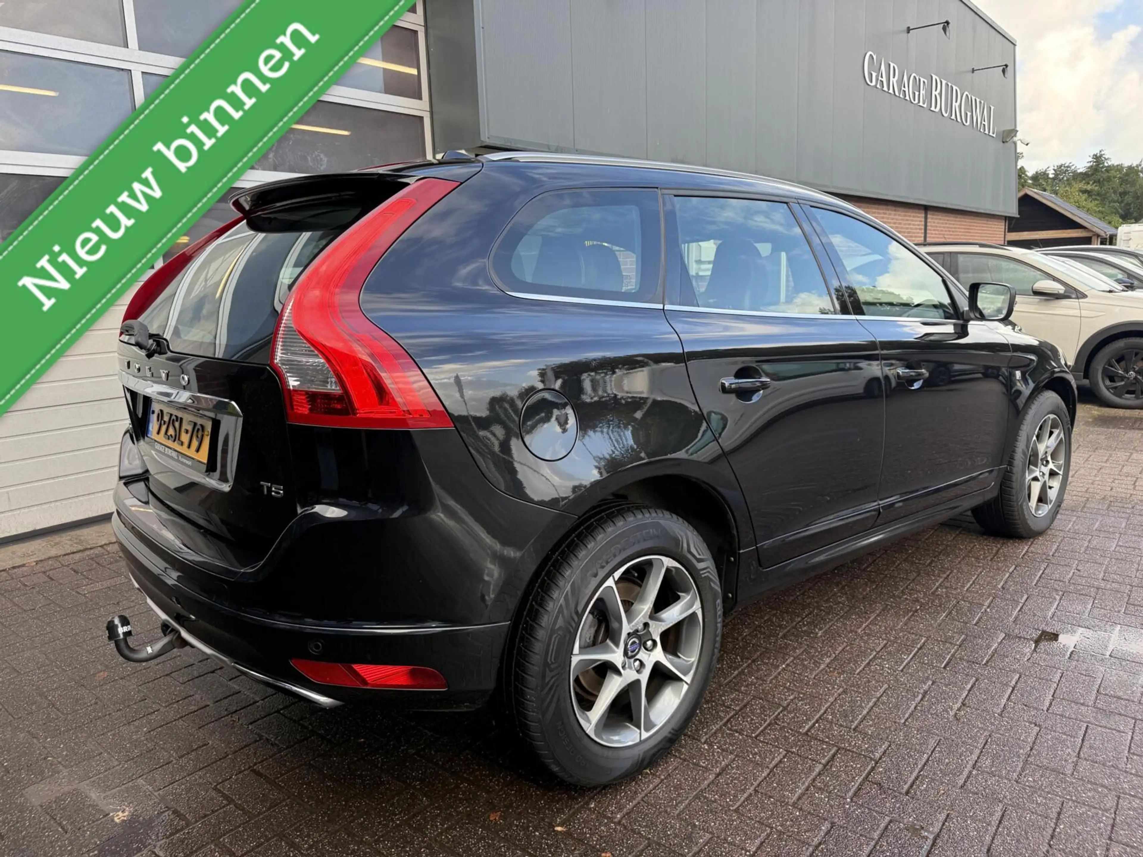 Volvo XC60 2.0 T5 FWD Ocean Race *INCL. BEURT/APK/NWE D-RIEM* — photo 2