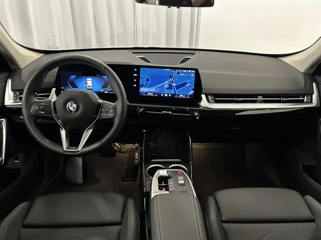 BMW X1 view 10