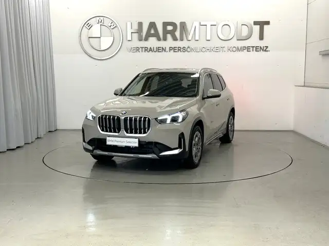 BMW X1 view 2