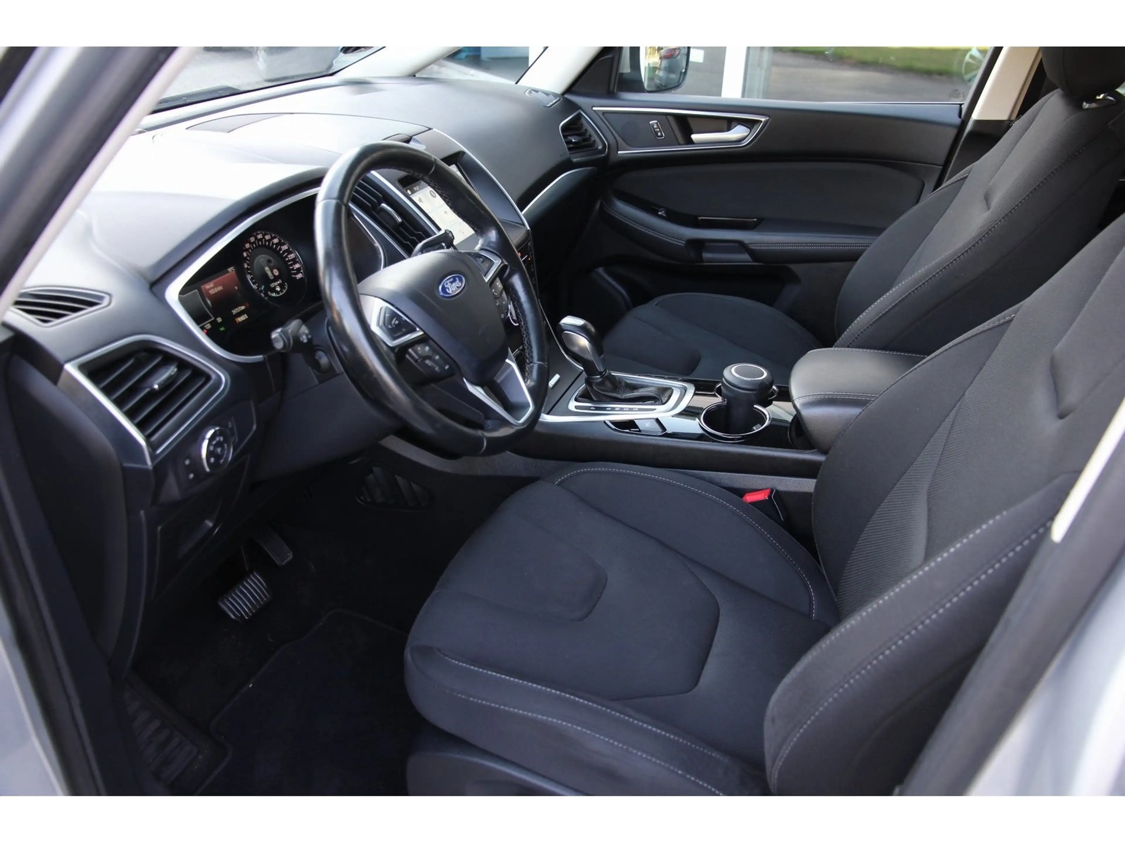 Ford S-Max 2.0 TDCi Titanium Automatik Navi RFK SHZ — photo 11