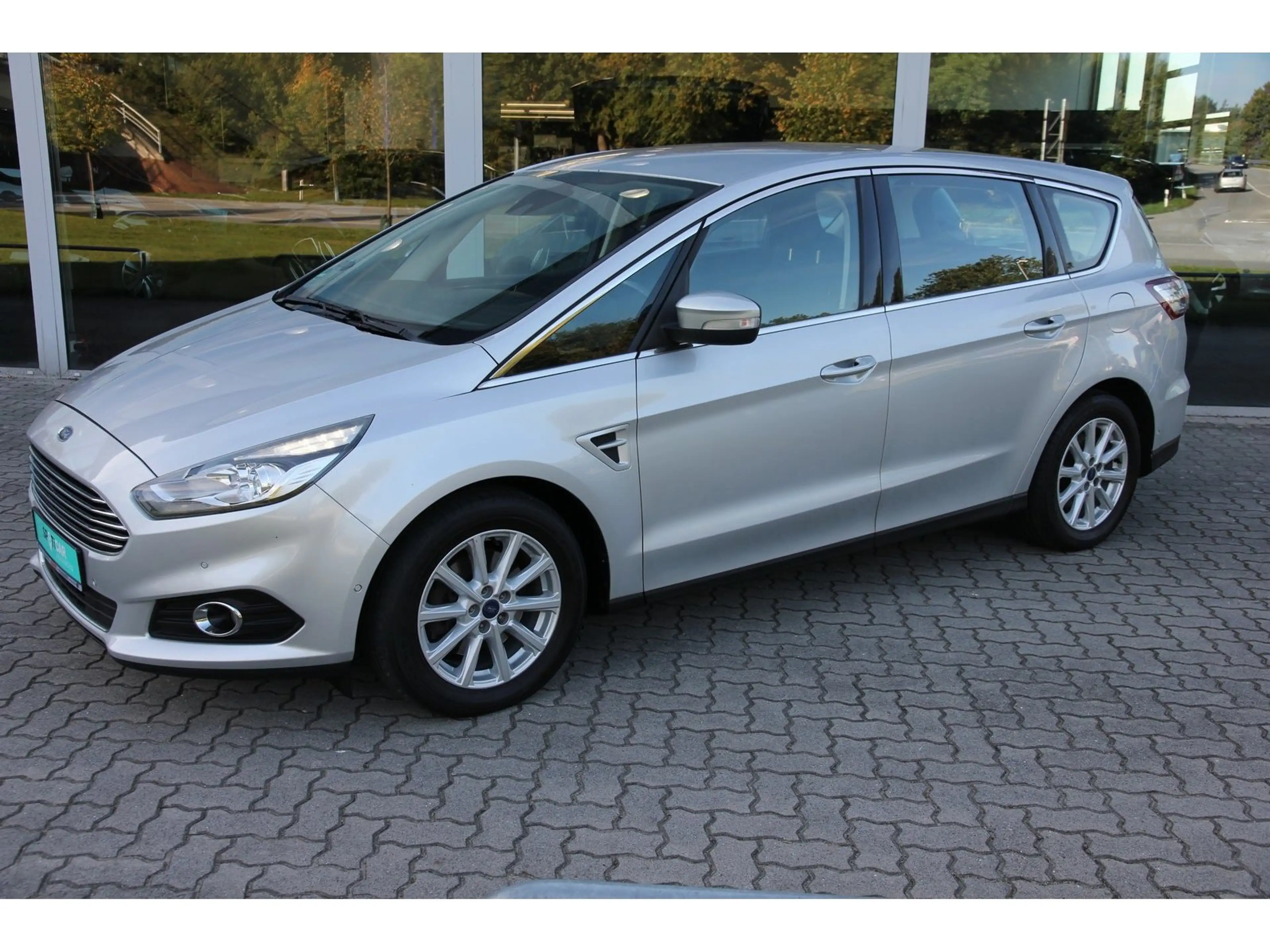 Ford S-Max 2.0 TDCi Titanium Automatik Navi RFK SHZ