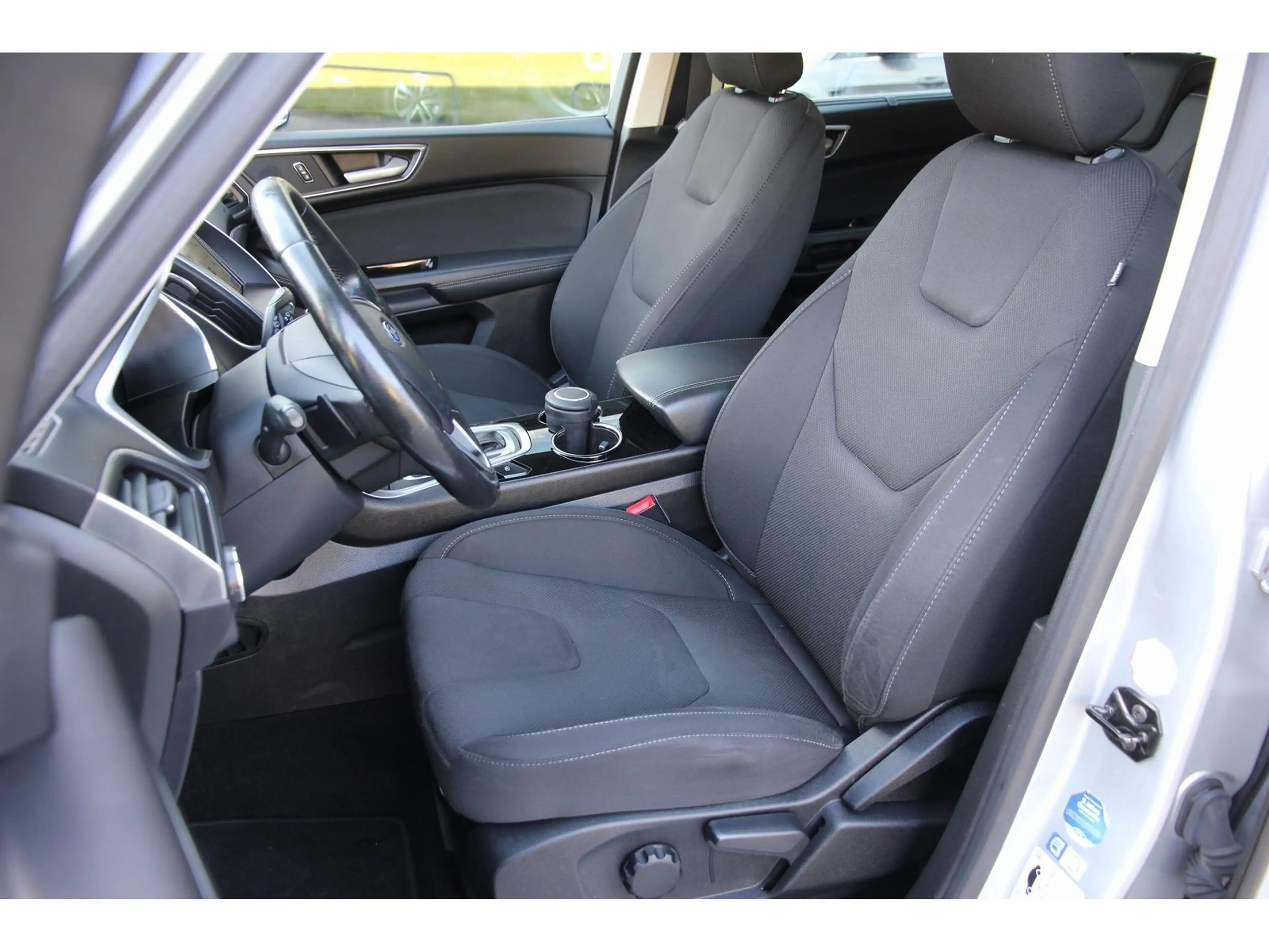 Ford S-Max 2.0 TDCi Titanium Automatik Navi RFK SHZ — photo 12
