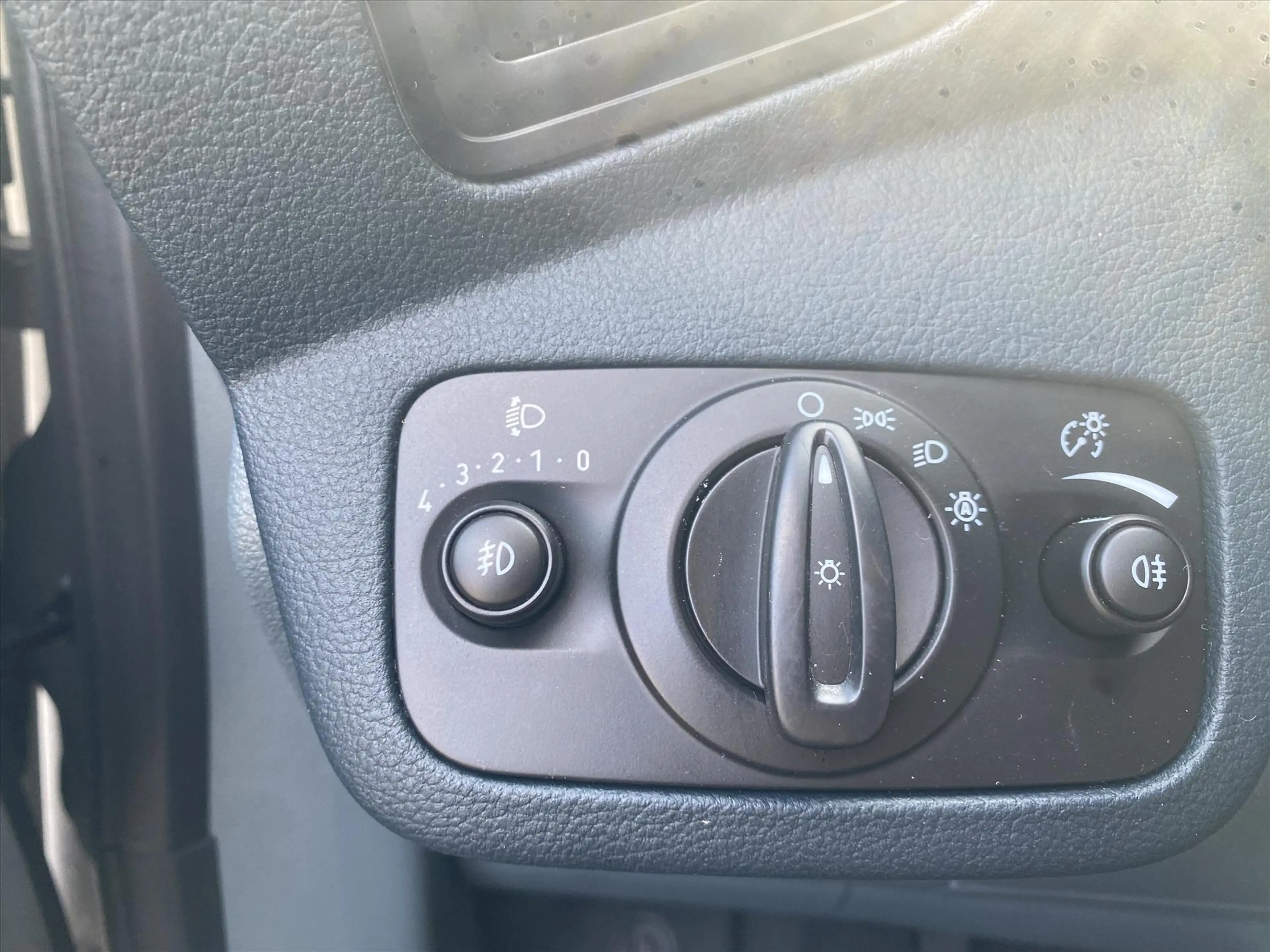 Ford C-Max 1.0 EcoBoost 100pk Ambiente — photo 21