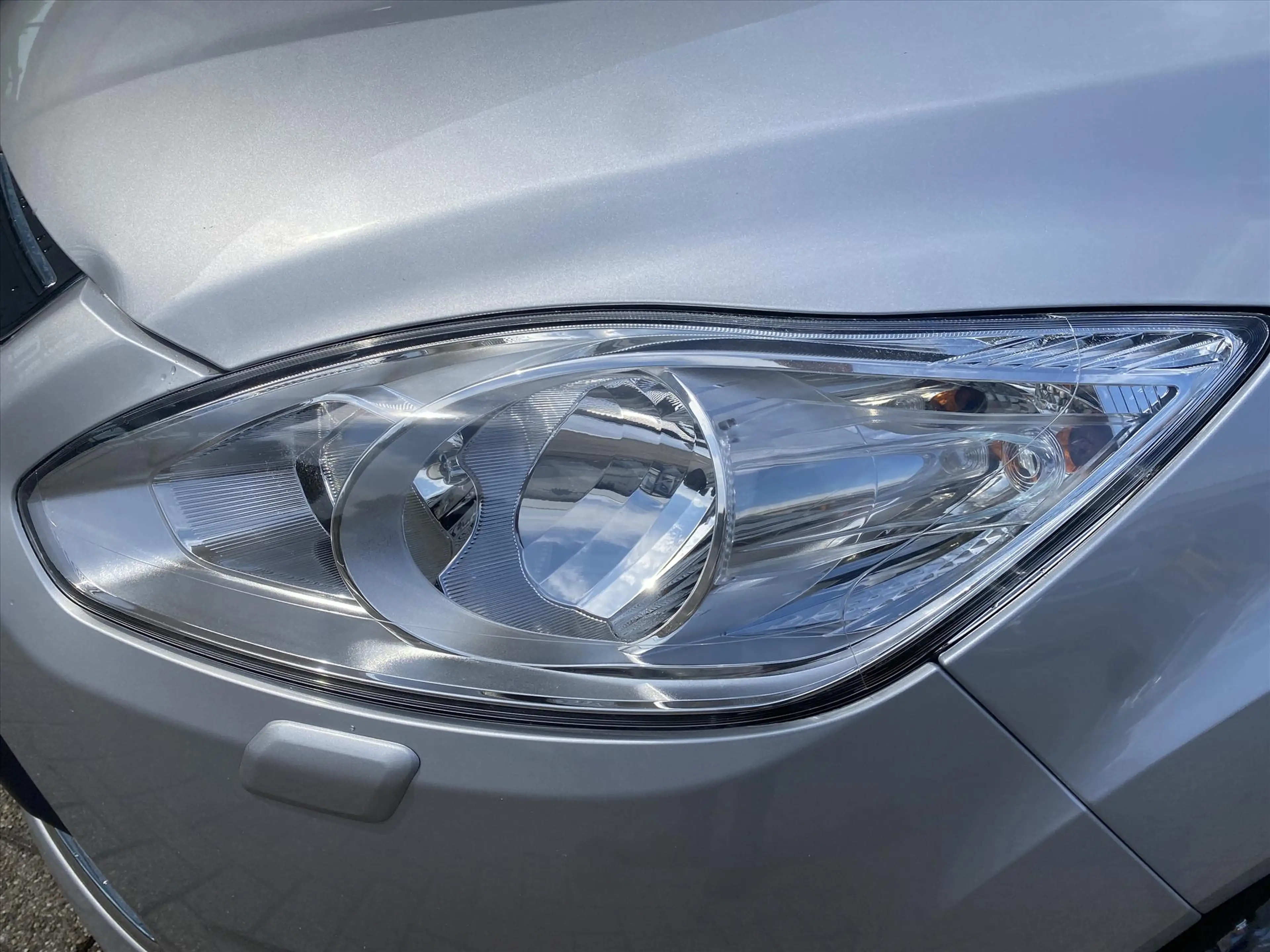 Ford C-Max 1.0 EcoBoost 100pk Ambiente — photo 2