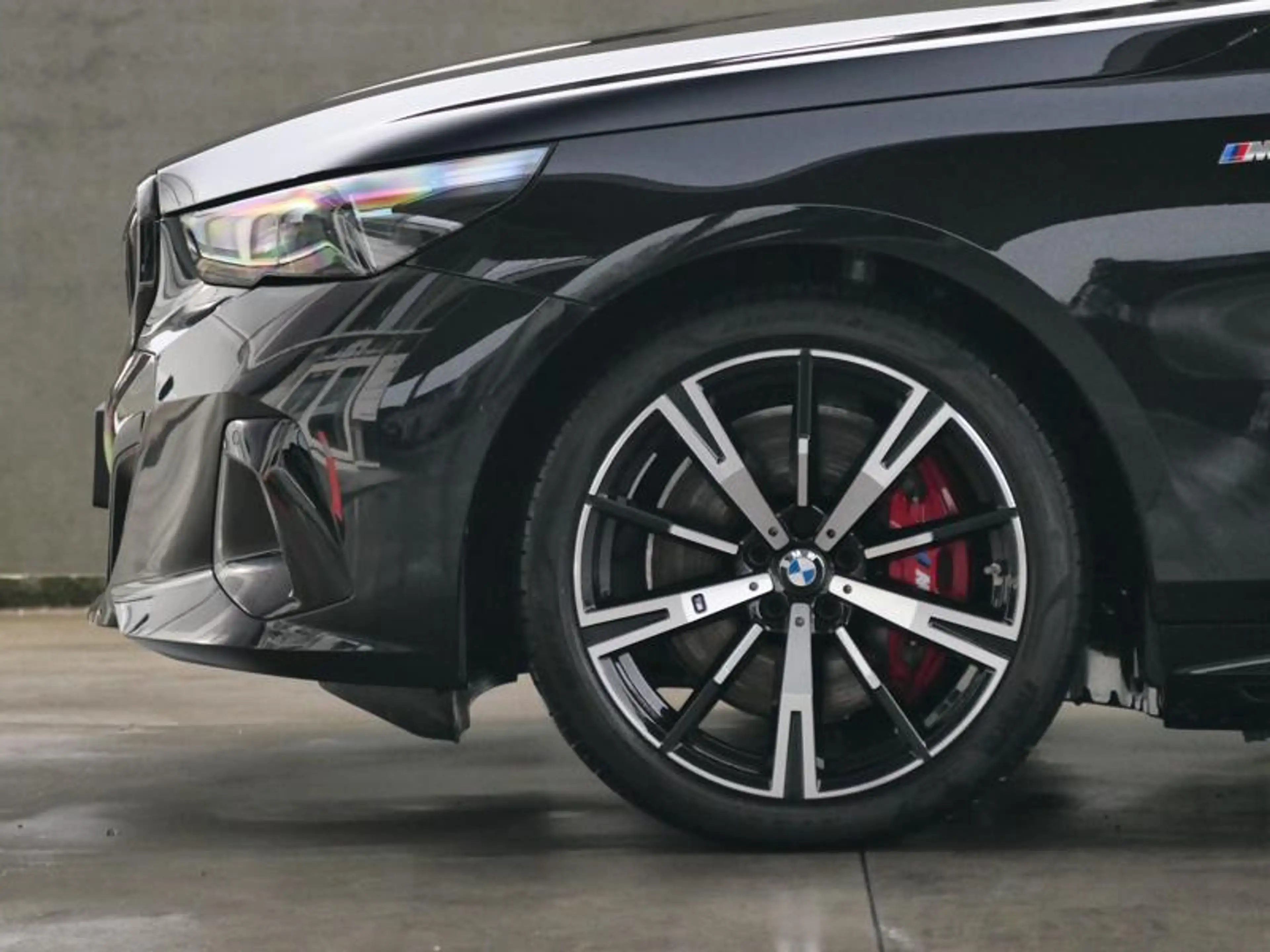 BMW i5 eDrive40 Touring M Sport PRO | PANO — photo 7