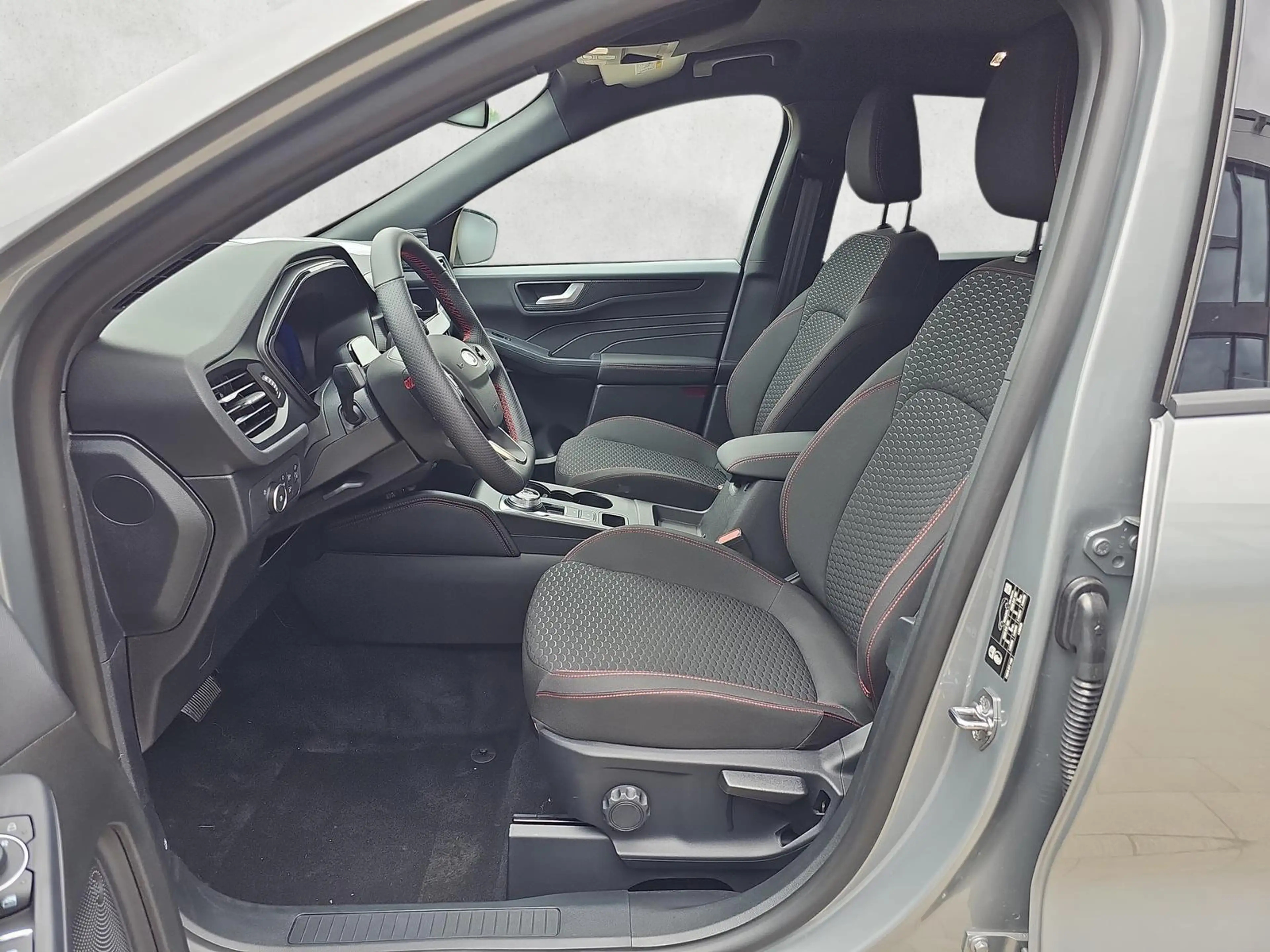 Ford Kuga ST-Line 1.5 EB Autom. ST Line 5J.Gar AHK schwen... — photo 9