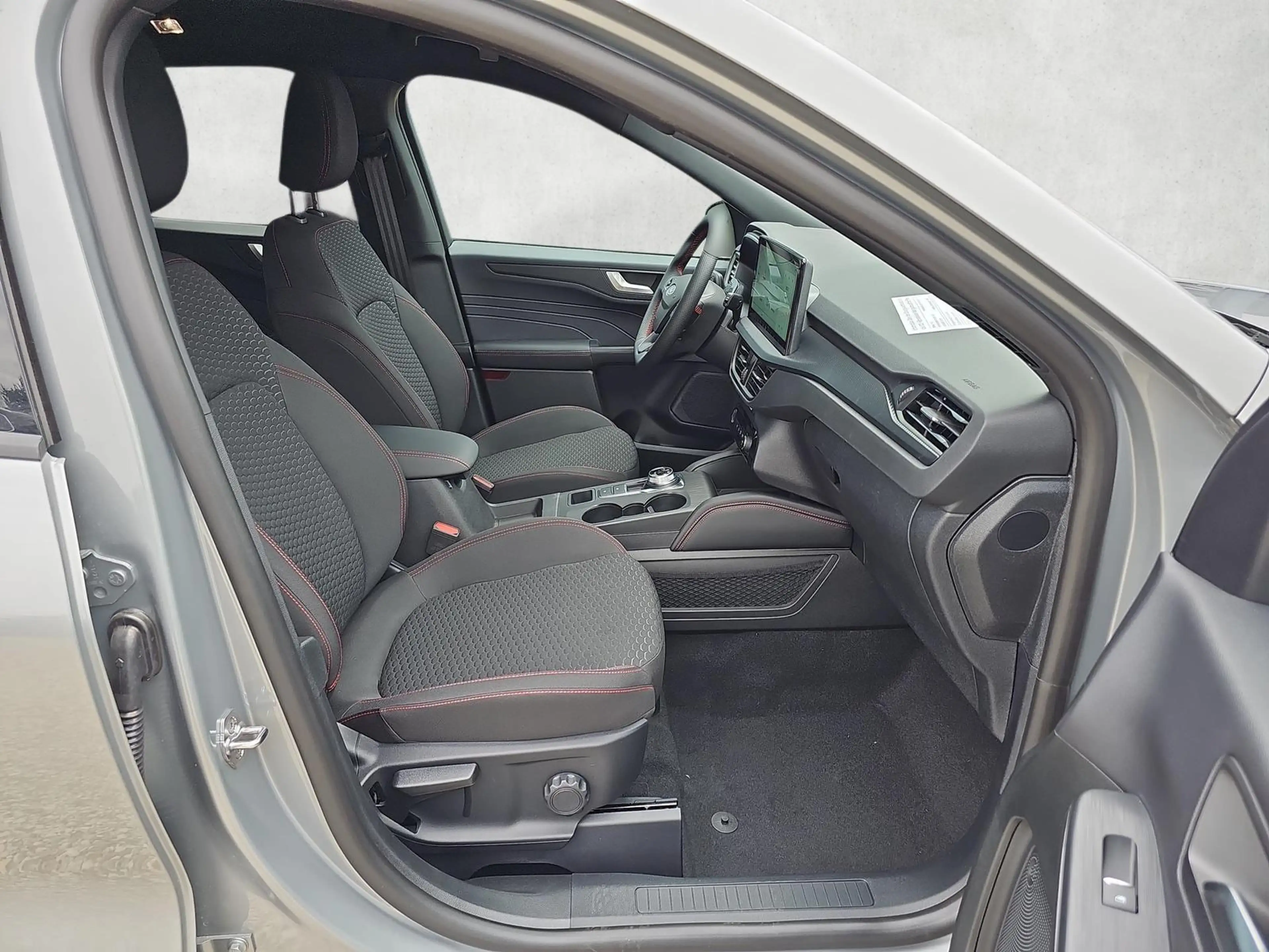 Ford Kuga ST-Line 1.5 EB Autom. ST Line 5J.Gar AHK schwen... — photo 10