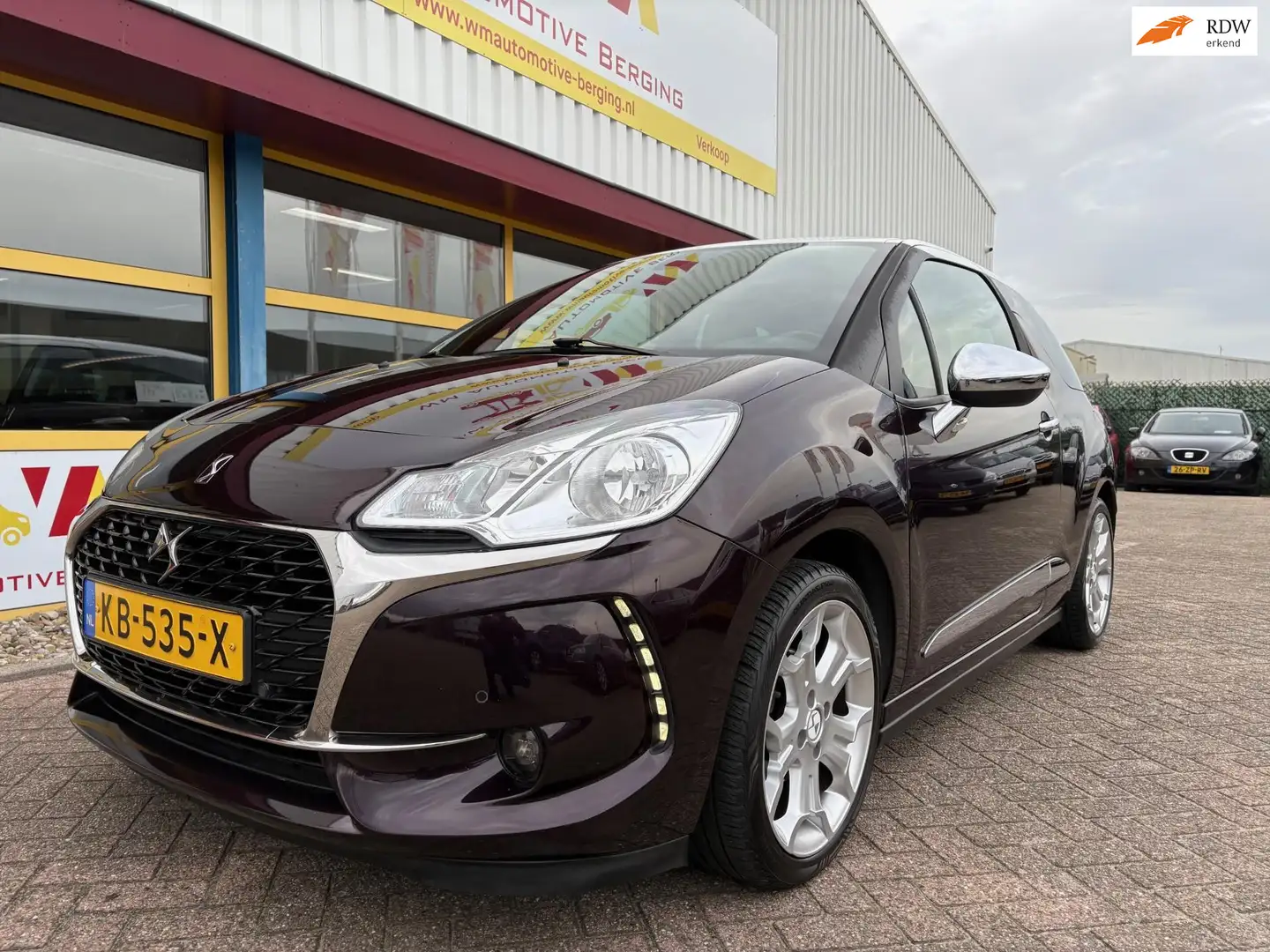 DS Automobiles DS 3 1.2 PureTech So Chic NAVI CAMERA Mauve - 1