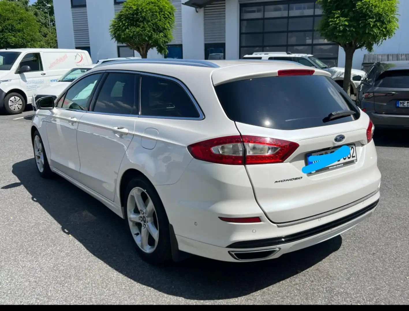 Ford Mondeo Turnier 2.0 TDCi Start-Stopp PowerShift-Aut Trend Білий - 2