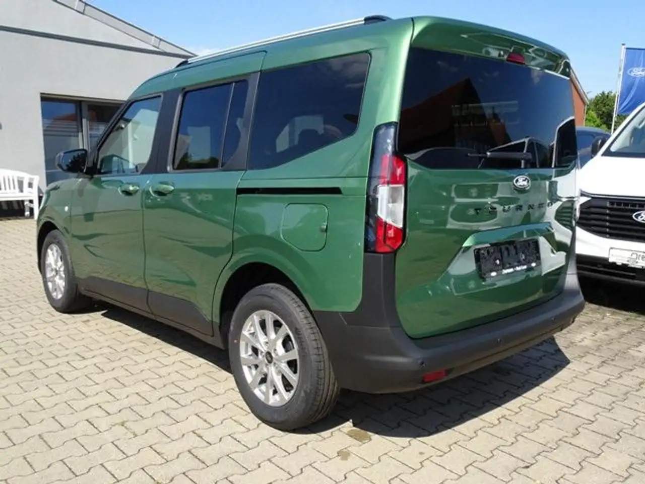 Ford Tourneo Courier 2026 — фото 6