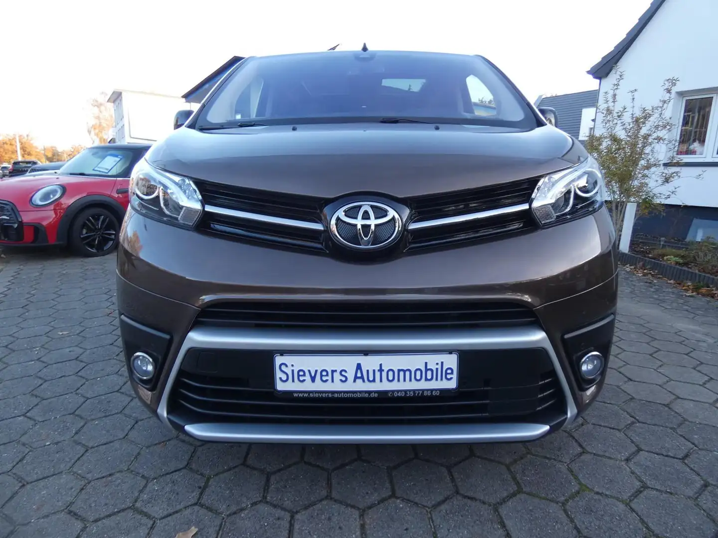 Toyota Proace Verso L1 Executive 7 Sitze Leder Standheiz.AHK Braun - 2