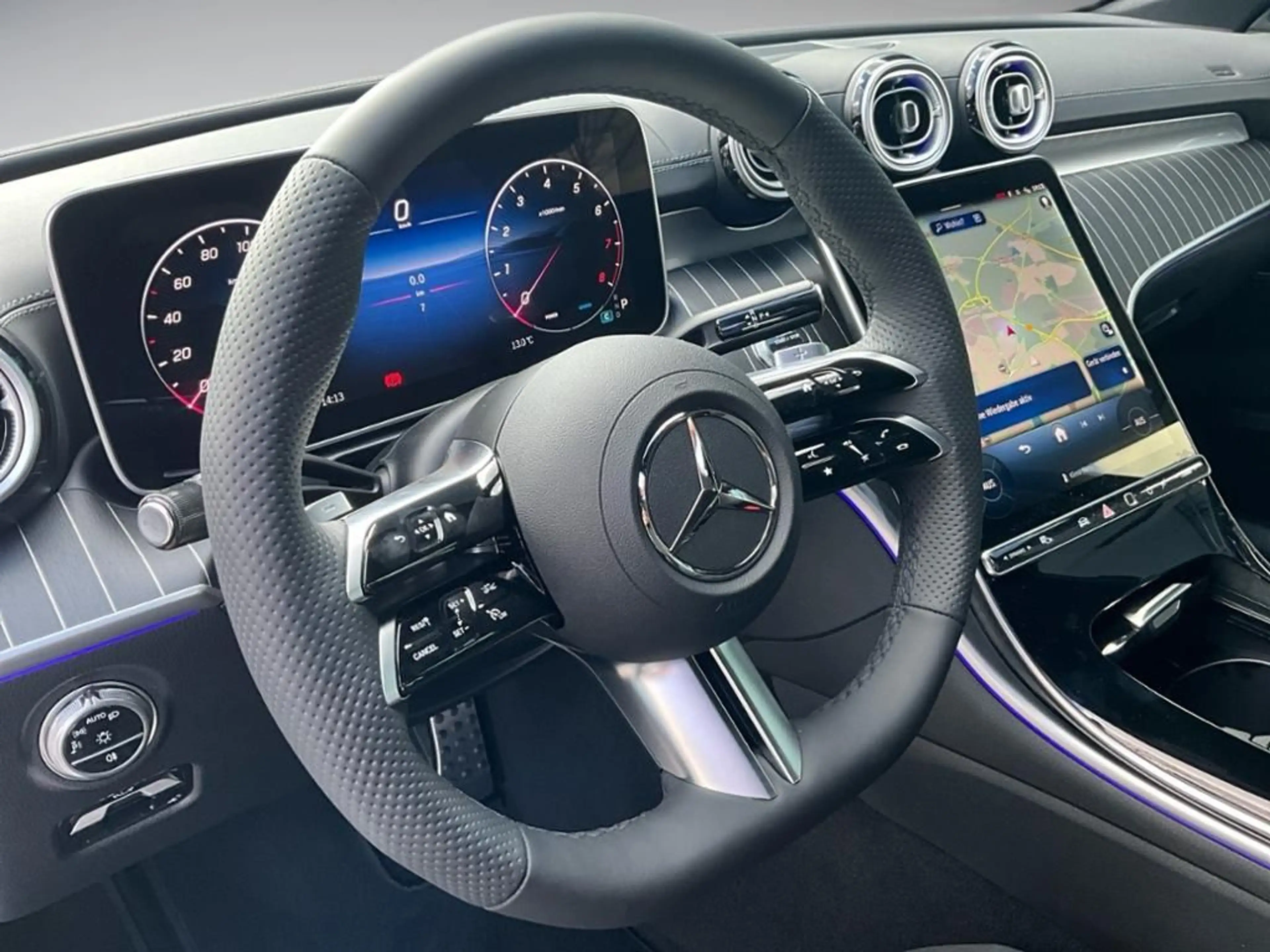 Mercedes-Benz C 200 T Edition AMG 360 ACC AHK AUT Akustikglas — photo 9