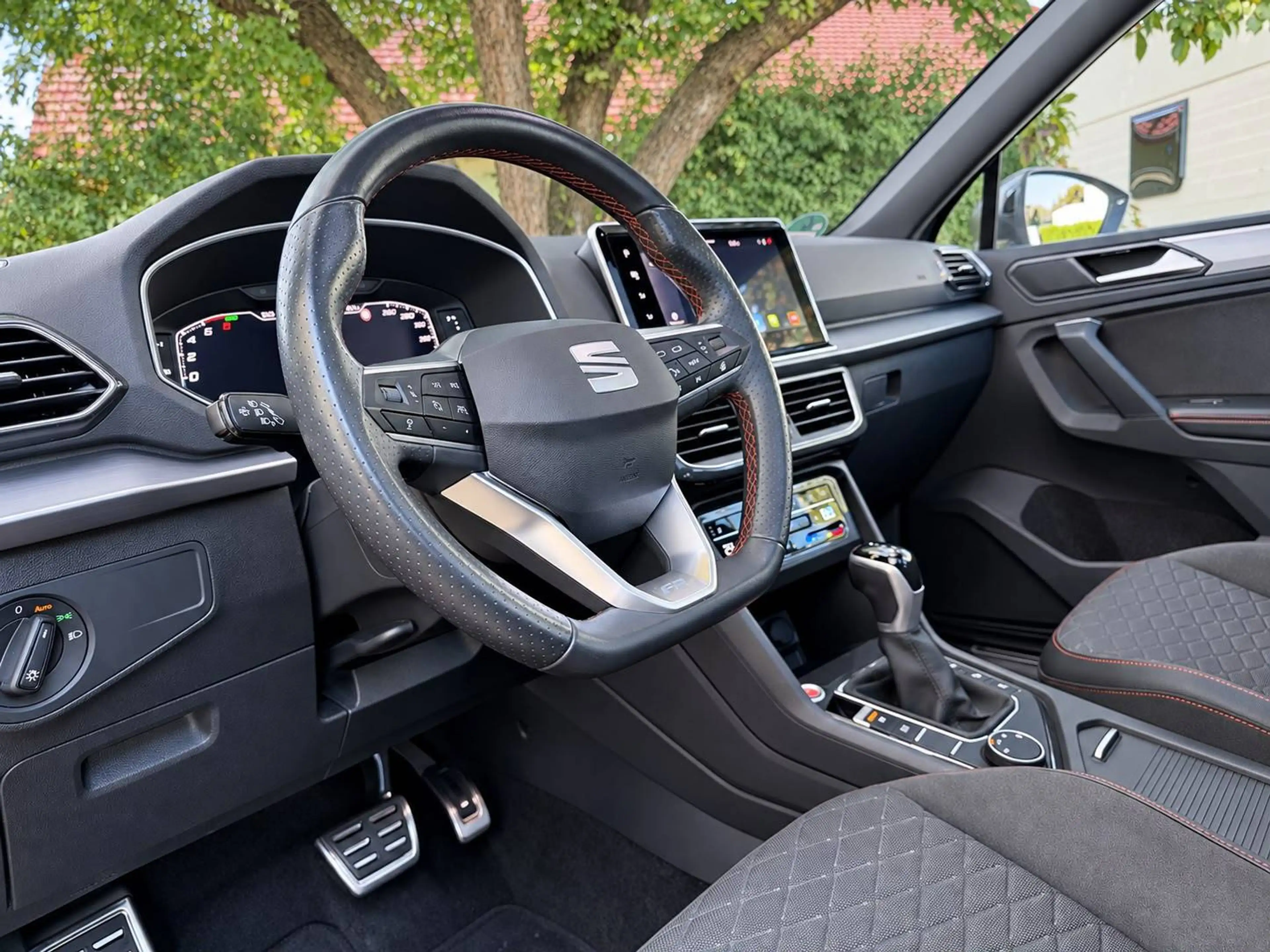 SEAT Tarraco FR-LINE e-HYBRID *360-Kamera*Keyless-Go*SHZ*Lenkrad-H* — photo 13