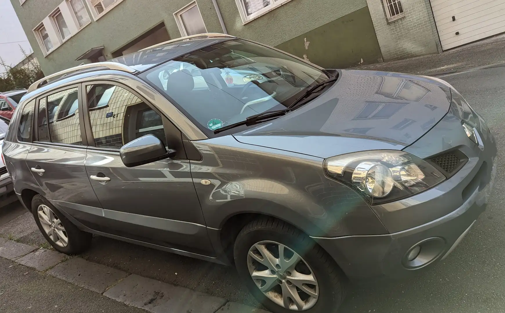 Renault Koleos 2.5 16V 4x2 Expression.   6,000€ VB - 2