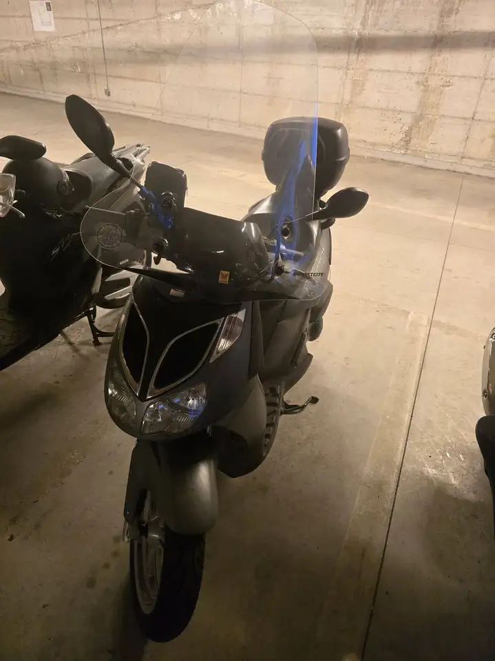 Aprilia Sportcity 200