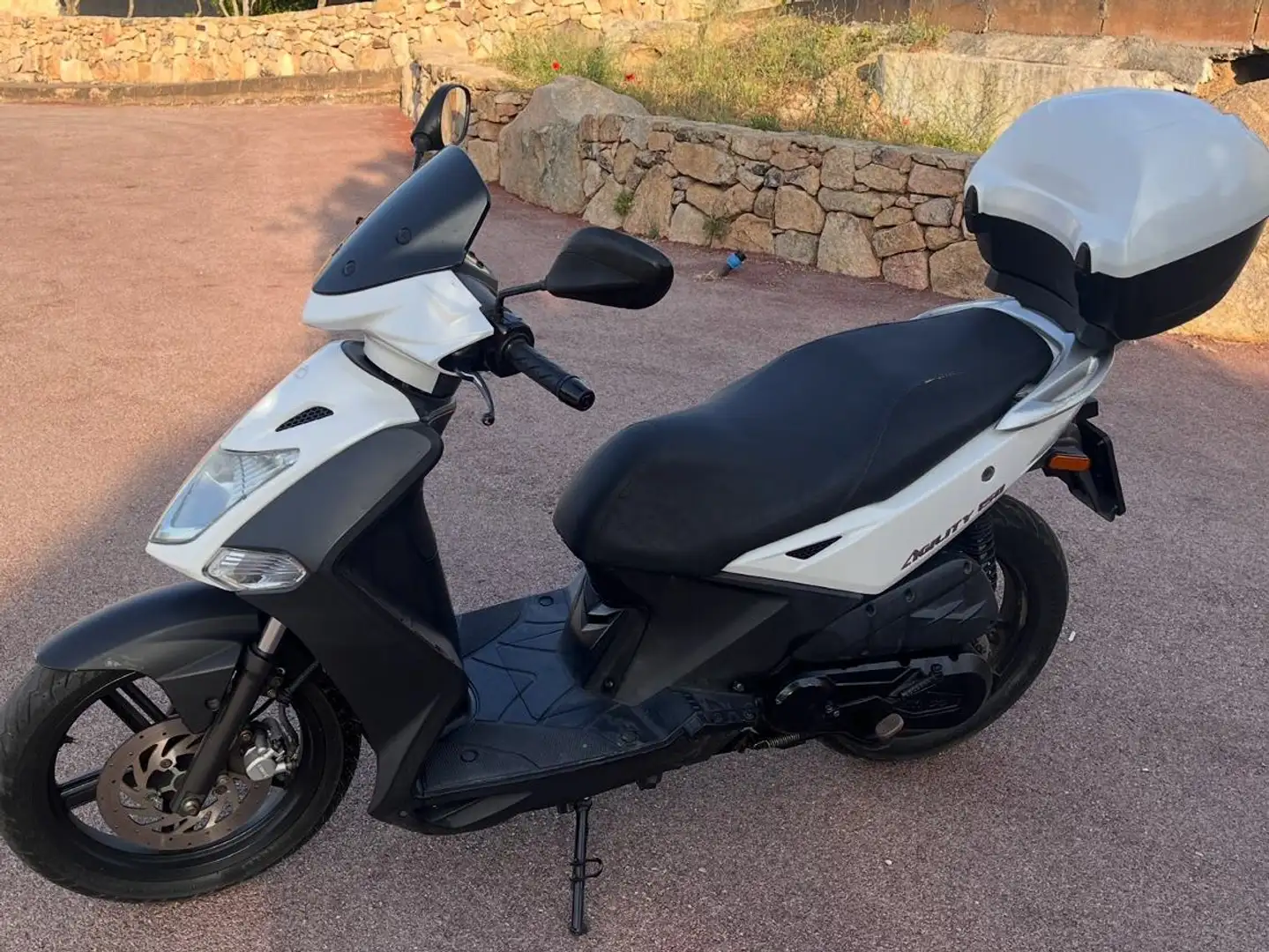 Kymco Agility 150 Blanc - 1
