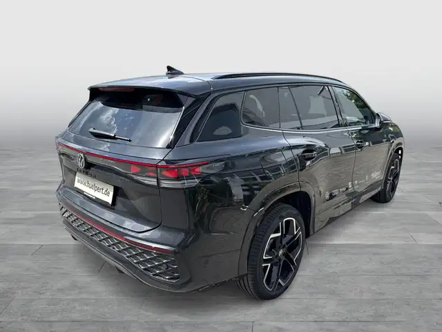 Volkswagen Tayron view 4