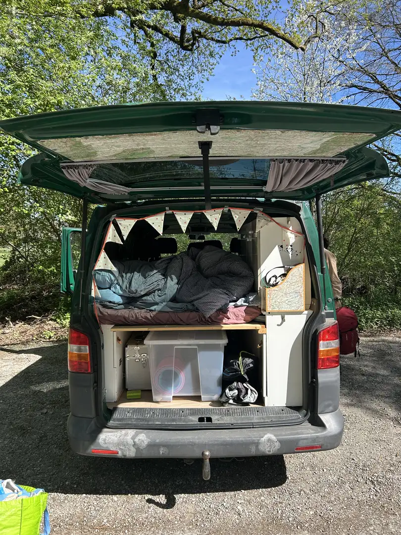 Volkswagen T5 Kombi Camper Trandporter Van (fast California) - 2