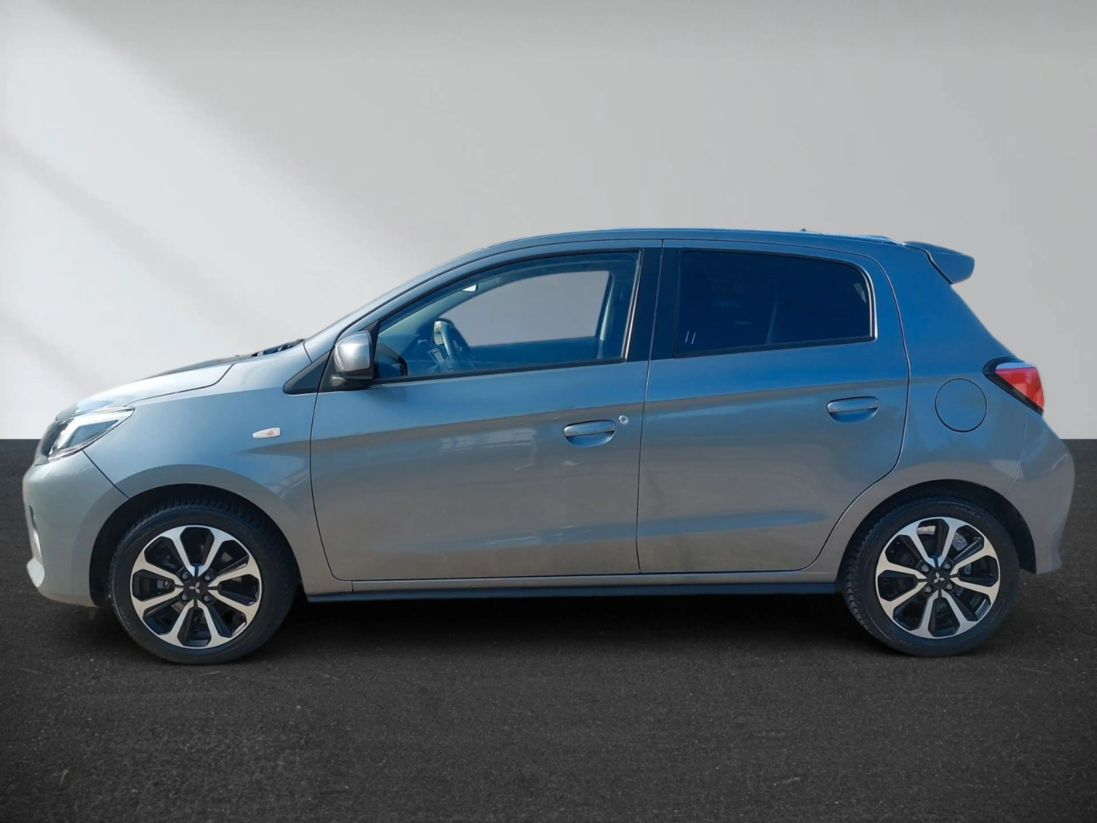 Mitsubishi Space Star SPACE STAR SPIRIT SHZ KAMERA ALLWETTER 10.196km! — photo 9