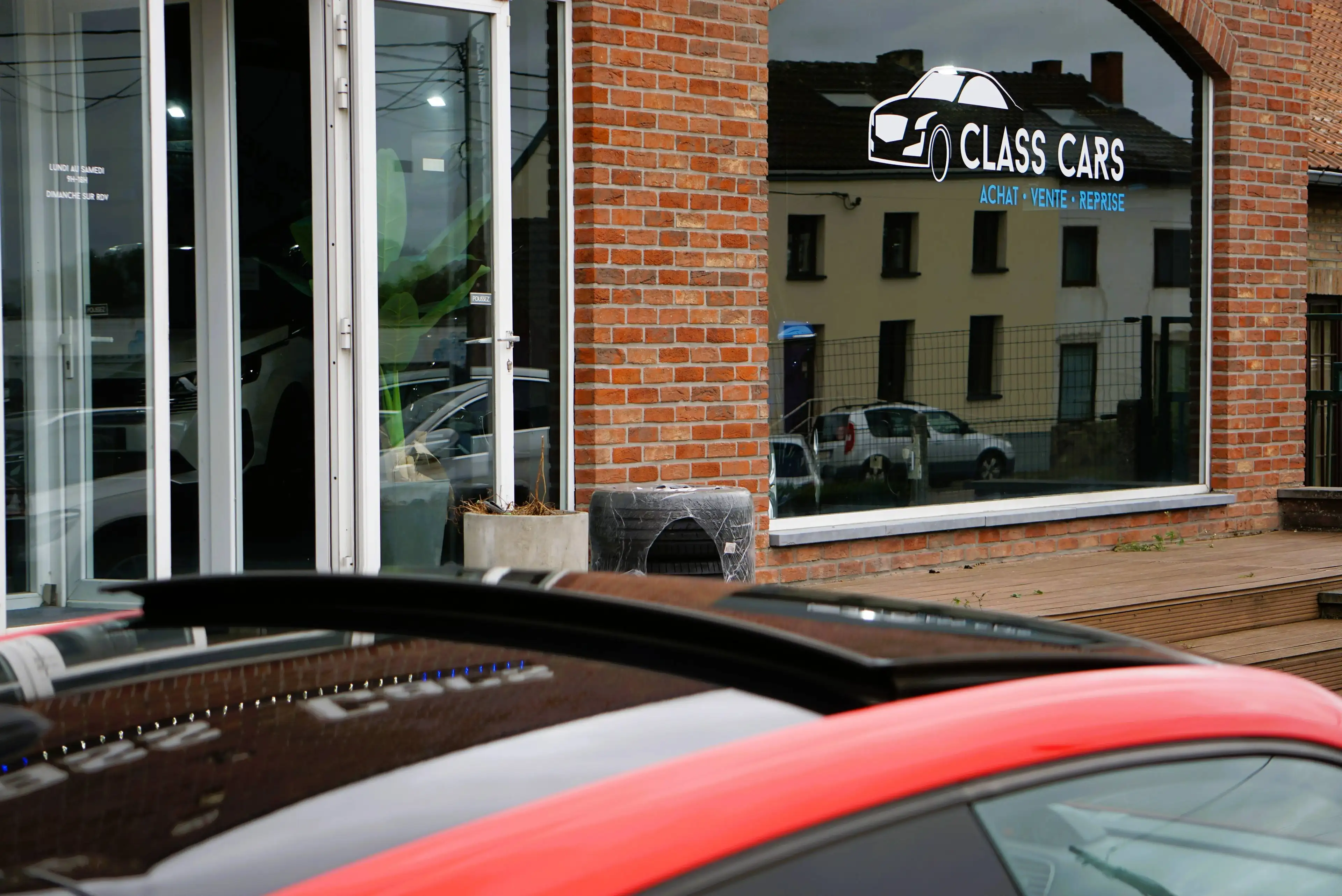 Volkswagen Scirocco 2.0 TSI R-Line DSG6 / TOIT PANO / BI-XENON / NAVI / CARNET COMPLET — photo 7