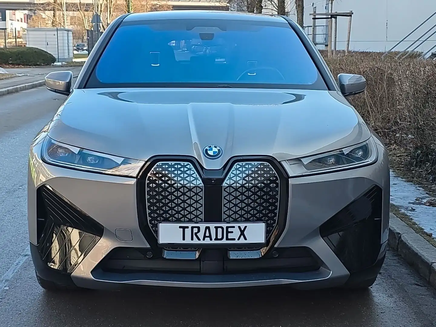 BMW iX 40 xDrive Sport Gris - 2