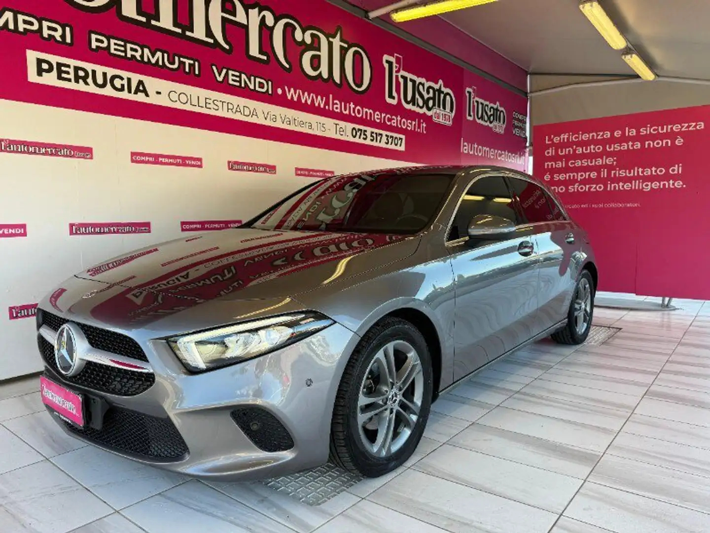 Mercedes-Benz A 180 A 180 Sport Gris - 1