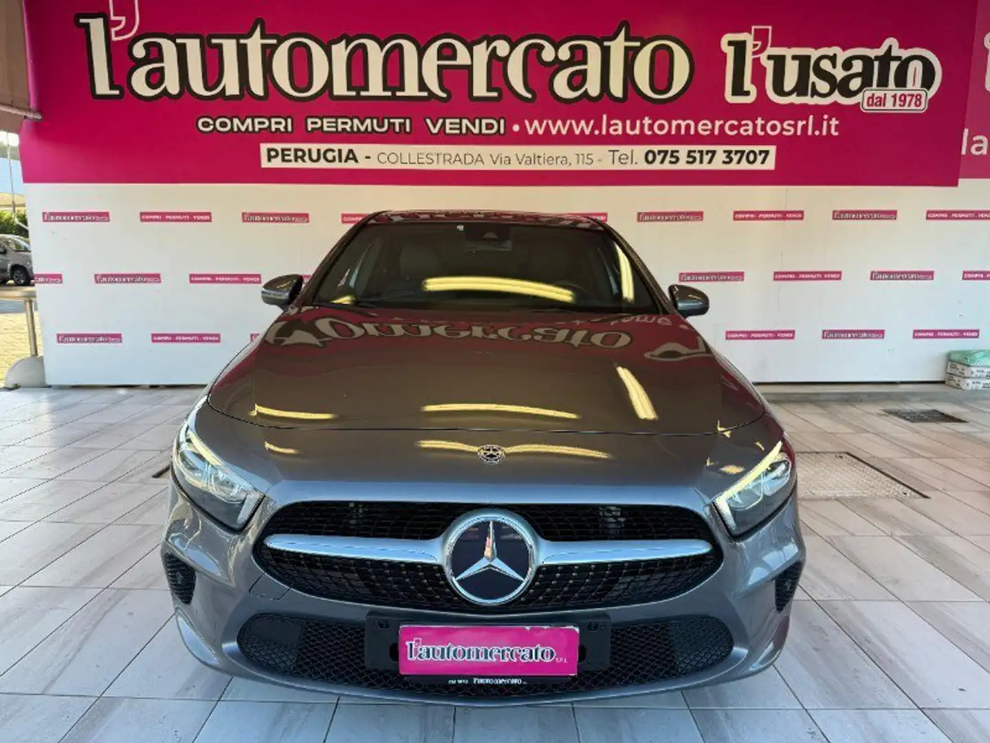 Mercedes-Benz A 180 A 180 Sport Gris - 2