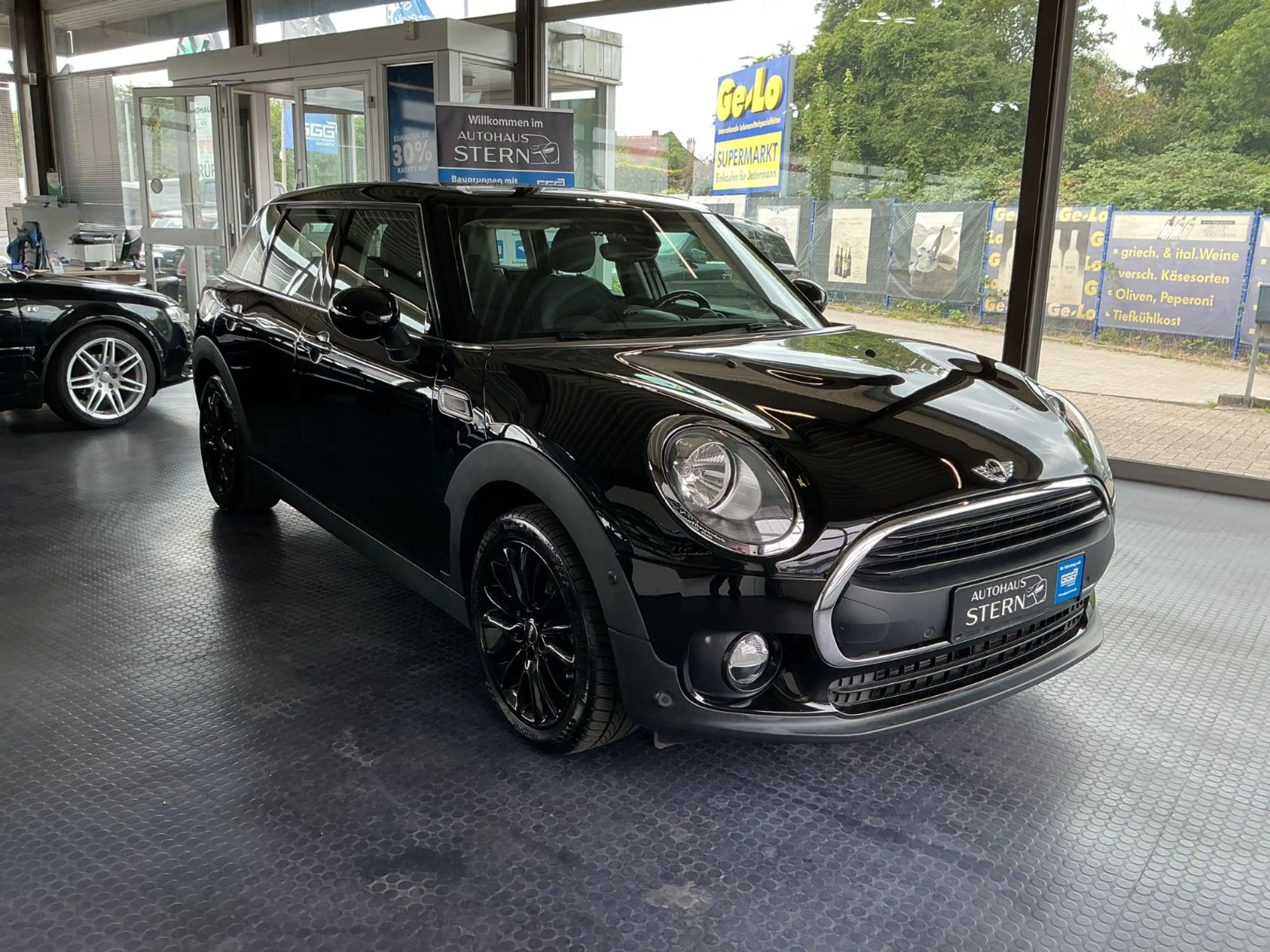MINI One Clubman One * Sportpaket * PDC * BT * BC