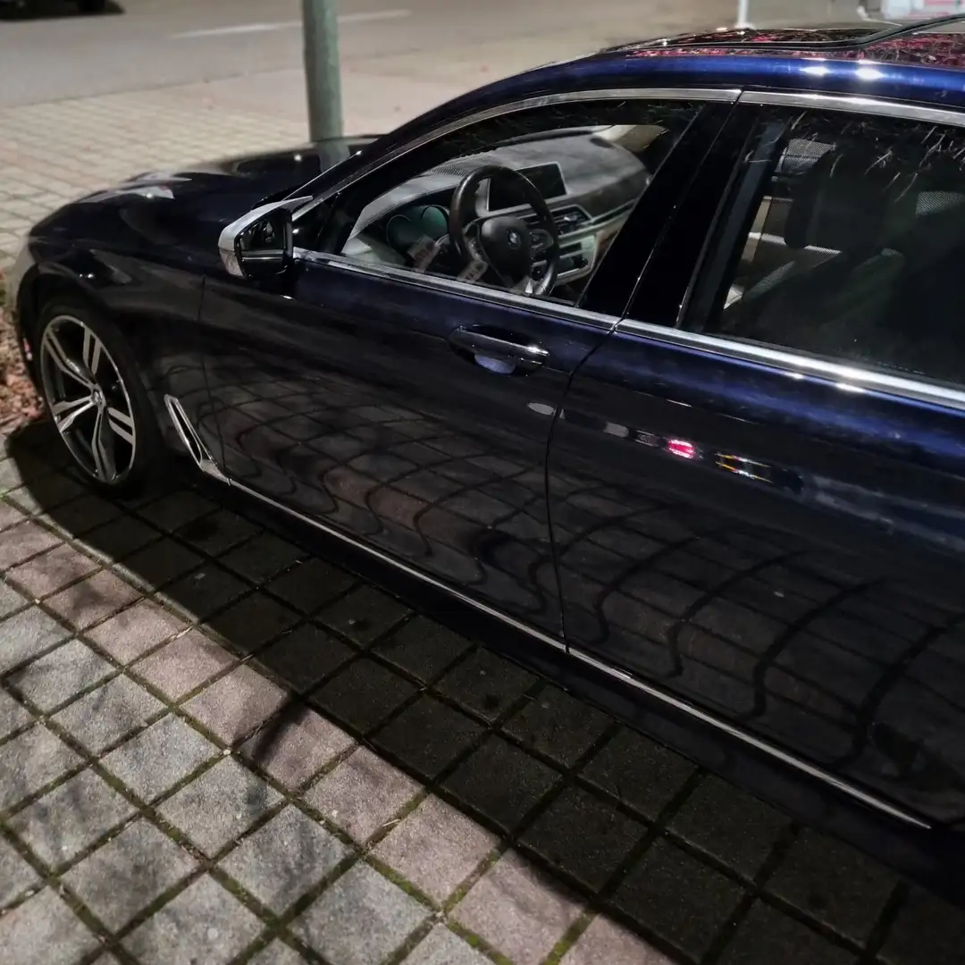 BMW 750 750 i xDrive VB Blauw - 2
