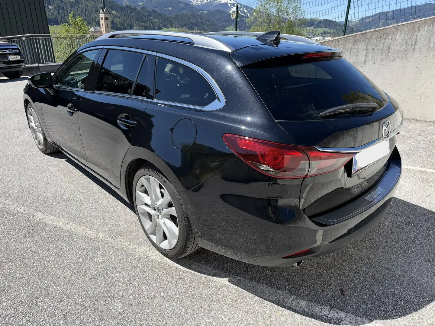 Mazda 6 Mazda 6 Sport Combi CD175 Revolution Top AWD Aut. Revolution Top Schwarz - 2