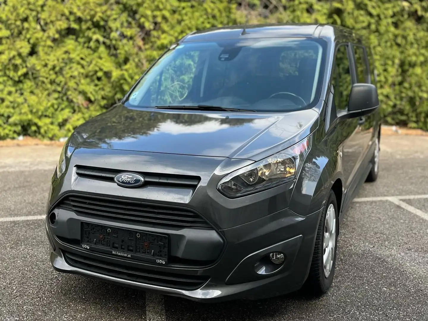 Ford Tourneo Connect Grand Trend 1,5 TDCi Start/Stop L2 Gris - 2